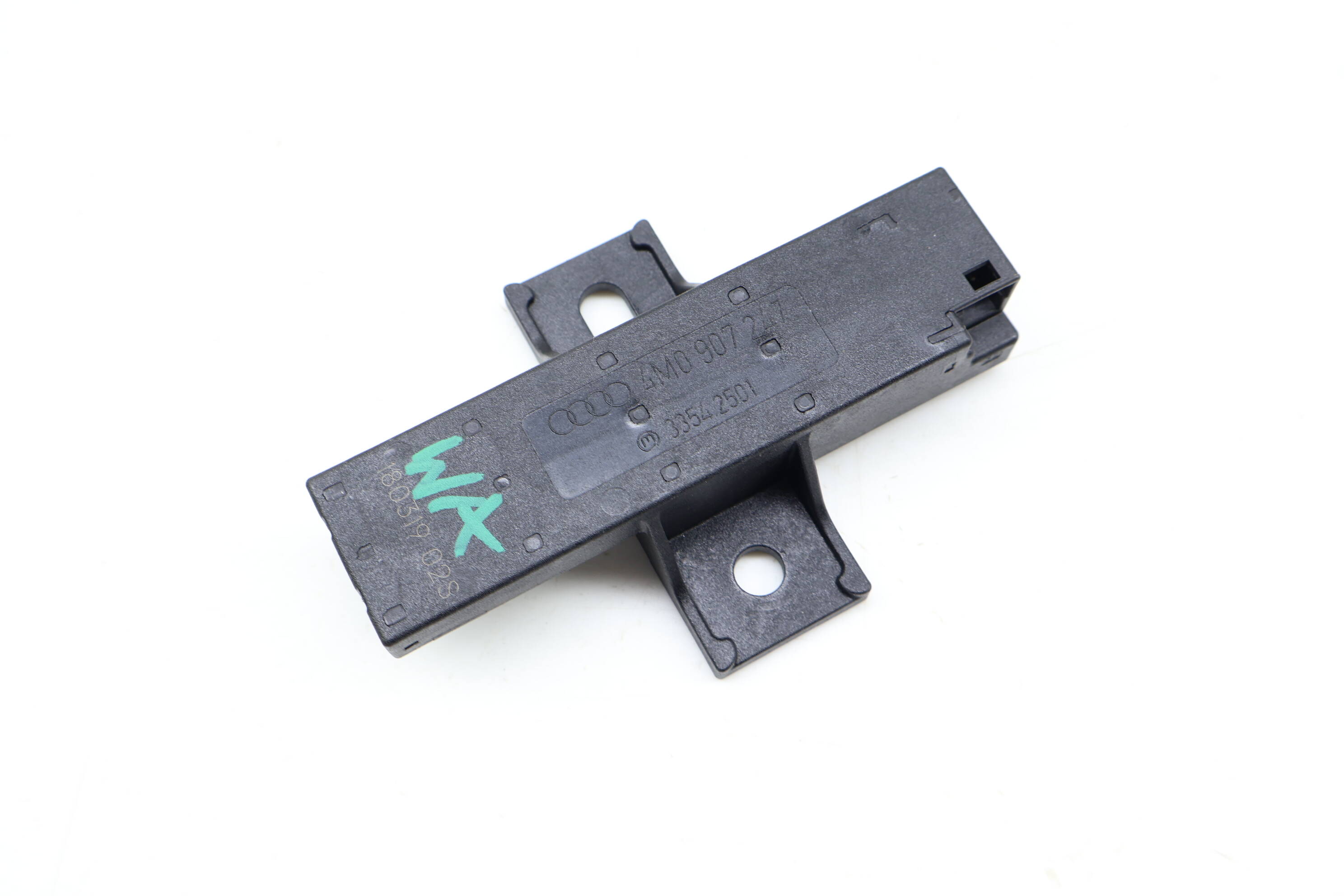 Kessy / Keyless Entry Antenna 4M0907247 9A790724700