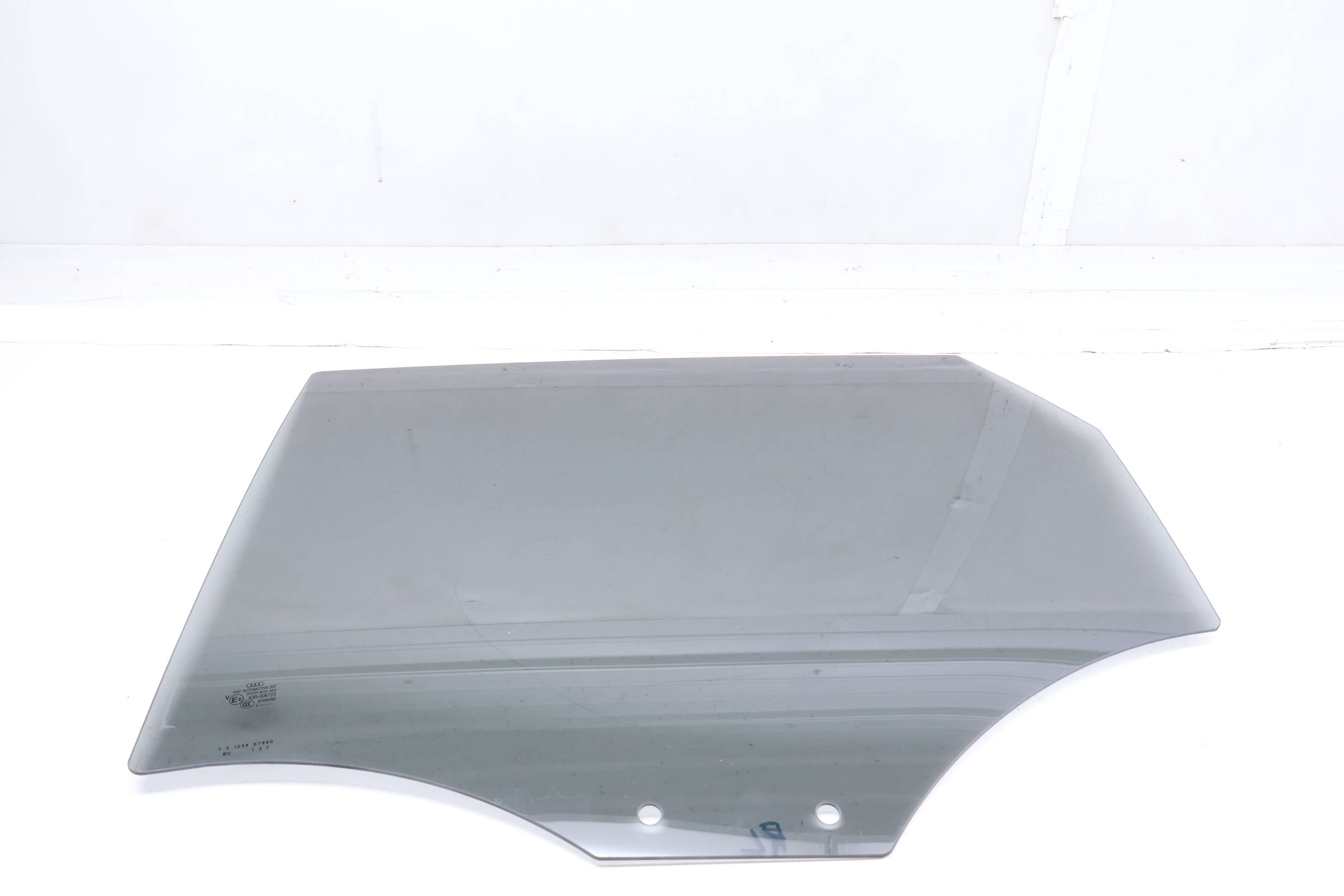 Door Window Glass 8R0845205G