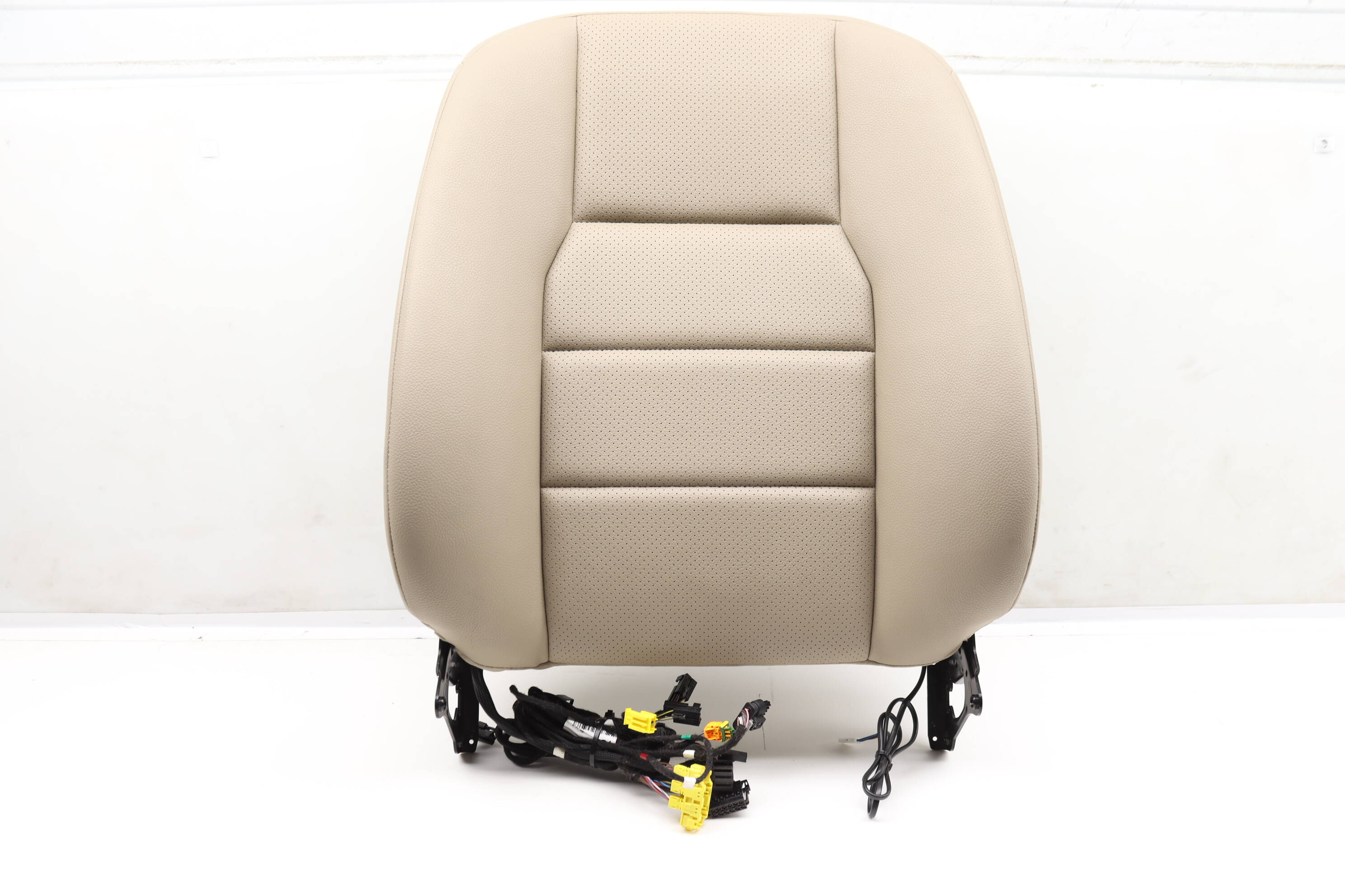 Upper Seat Backrest Cushion Assembly 2049100293