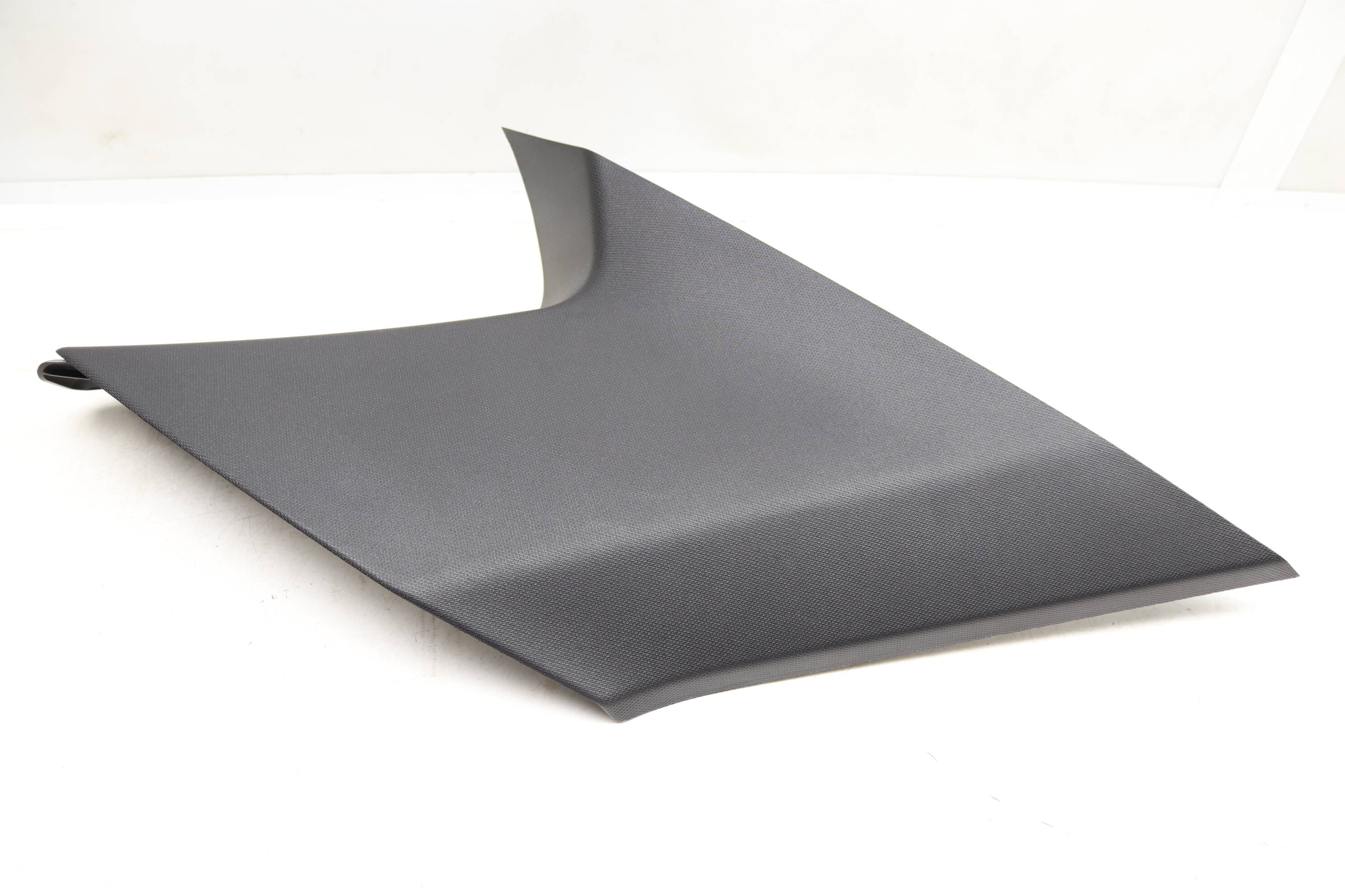 Upper D Pillar Trim / Cover 51437284687