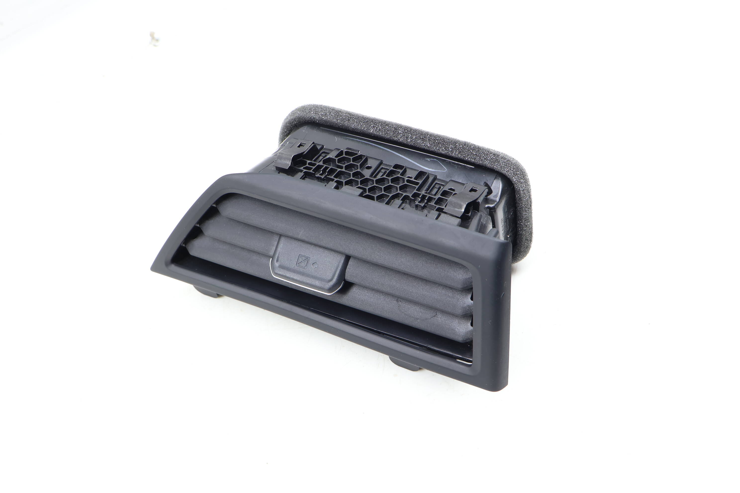 Dash Air Vent 17B819704F