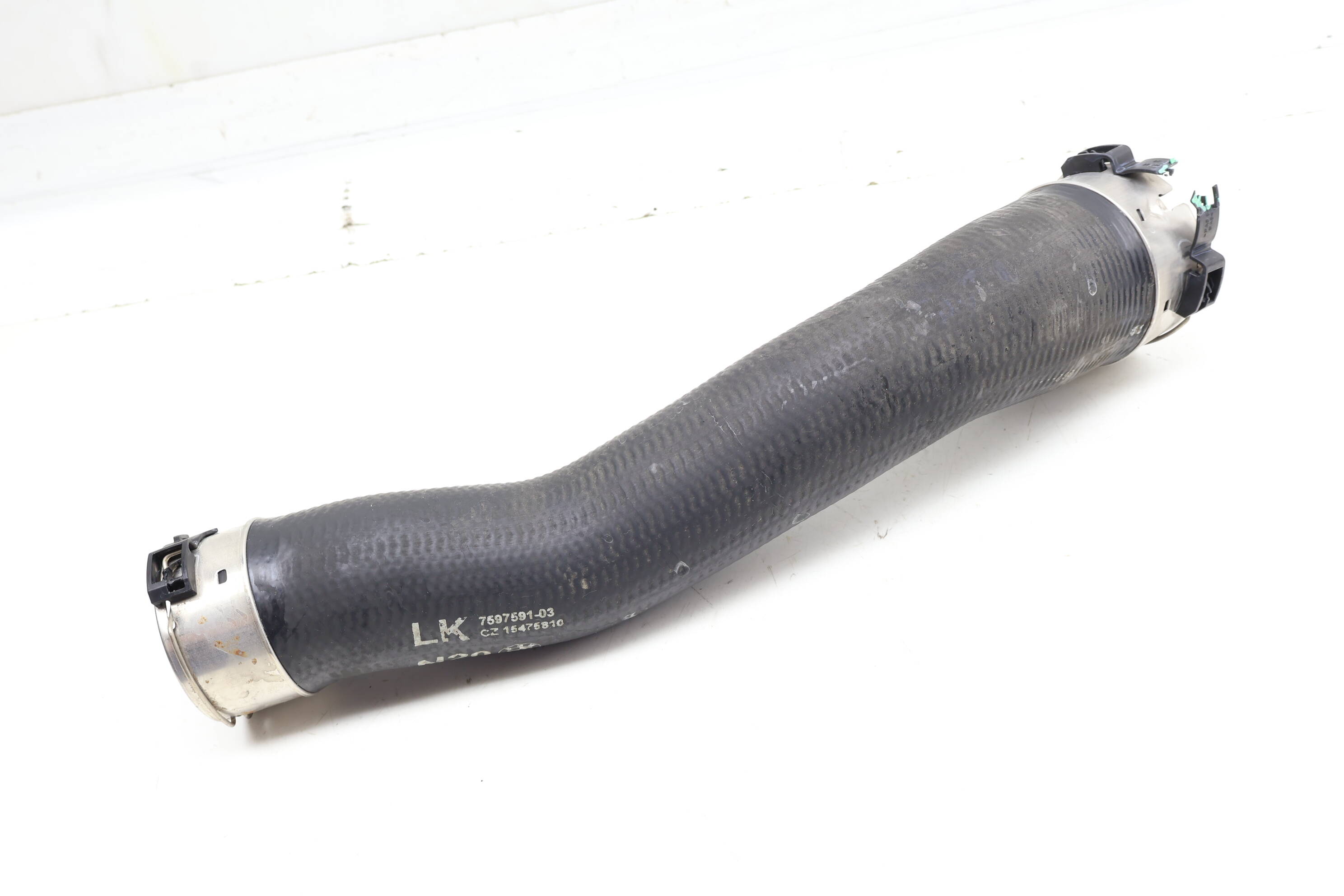 Turbo Intercooler Hose / Tube 13717597591