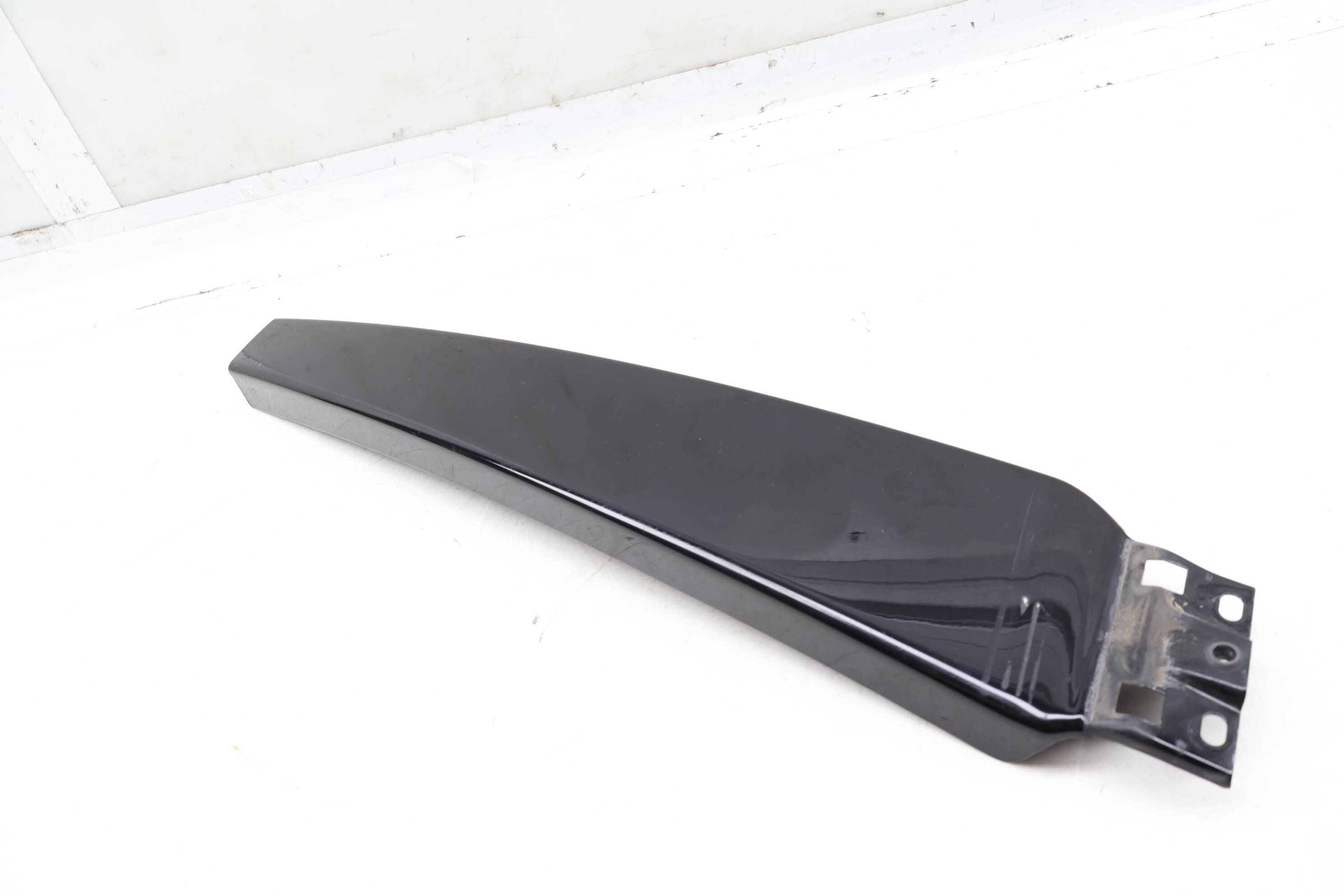 Exterior B Pillar Trim 8E0853289D