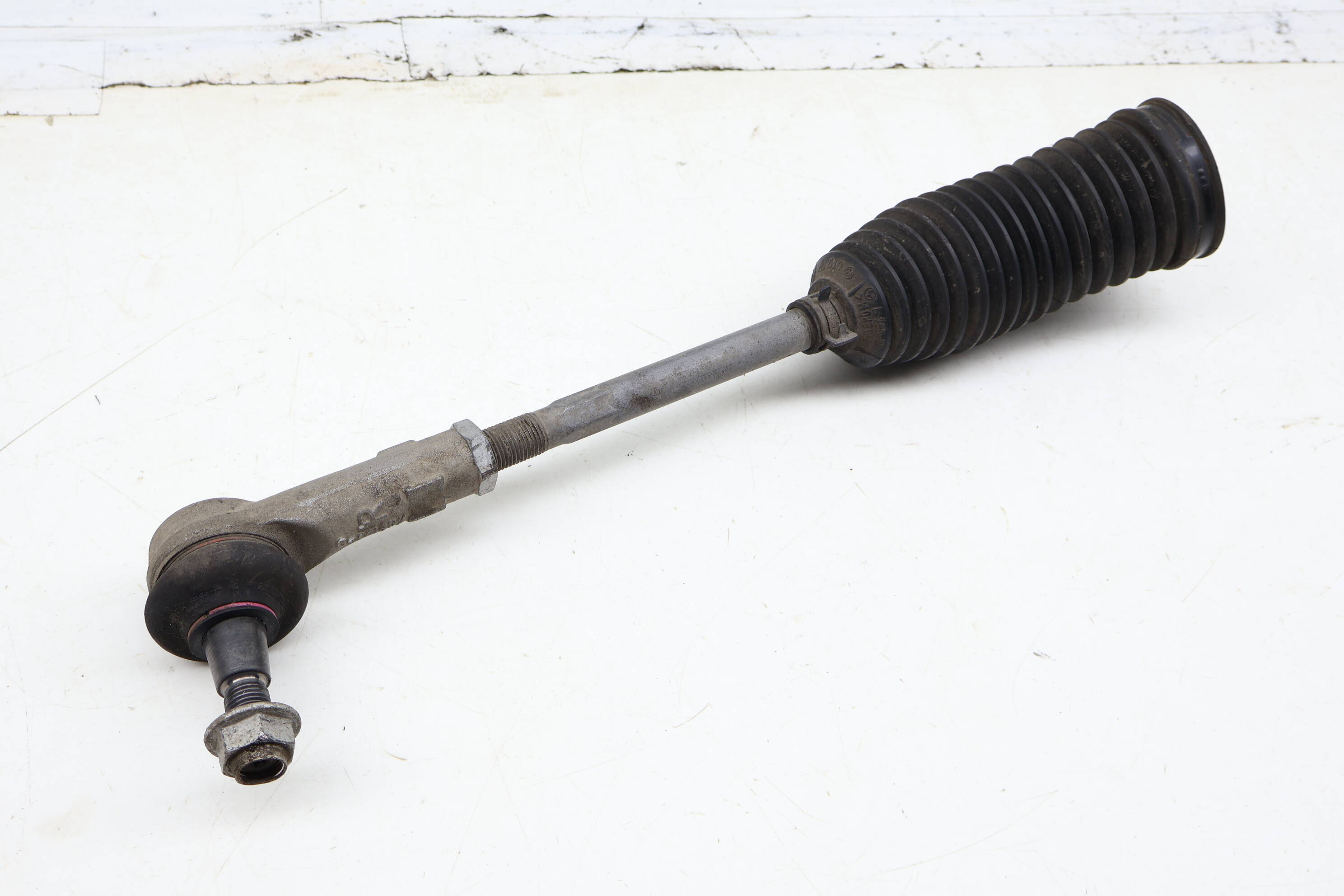Steering Tie Rod W/ Boot 7L0422804D 95534703222