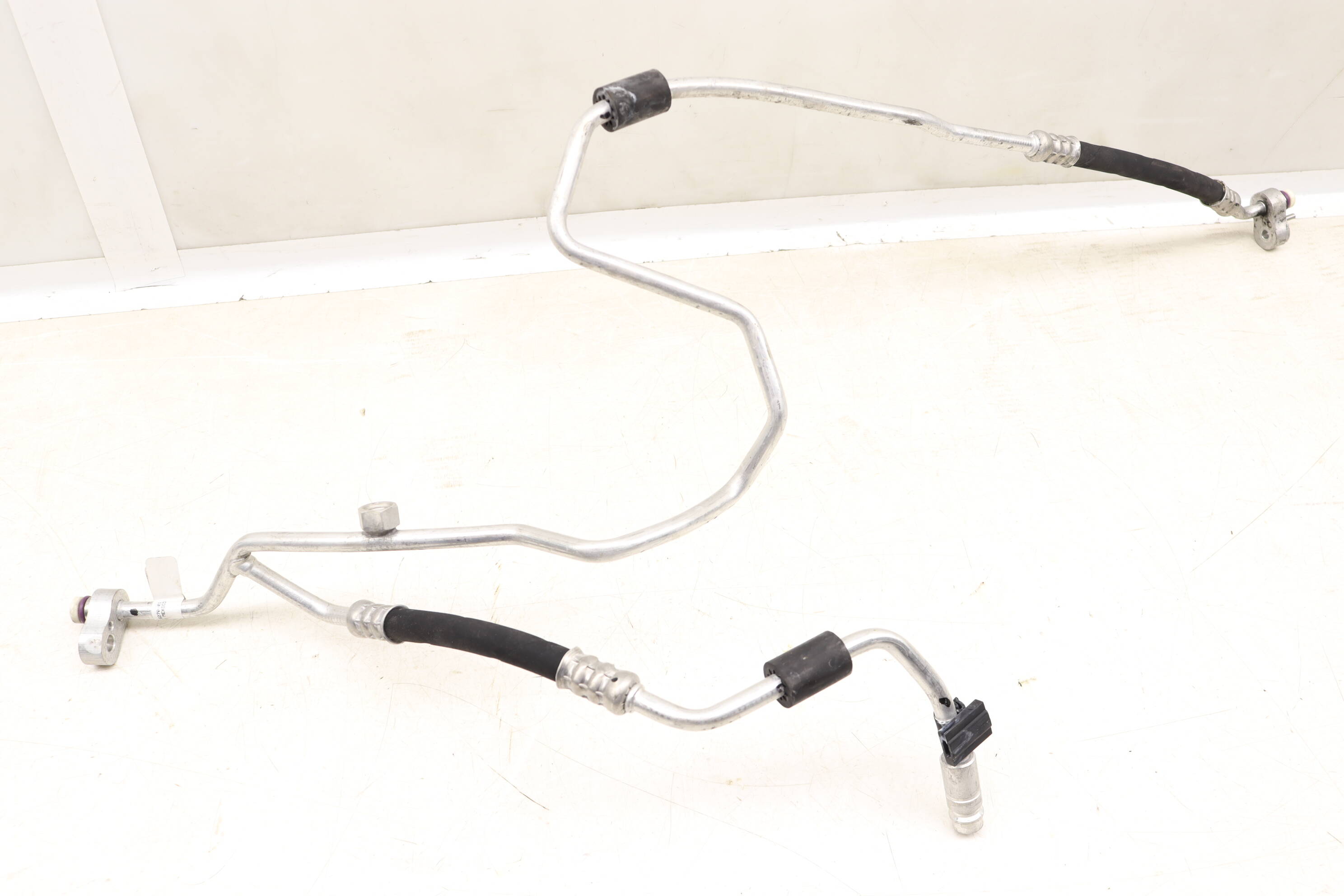 Ac Hose / Line / Pipe 64539228234