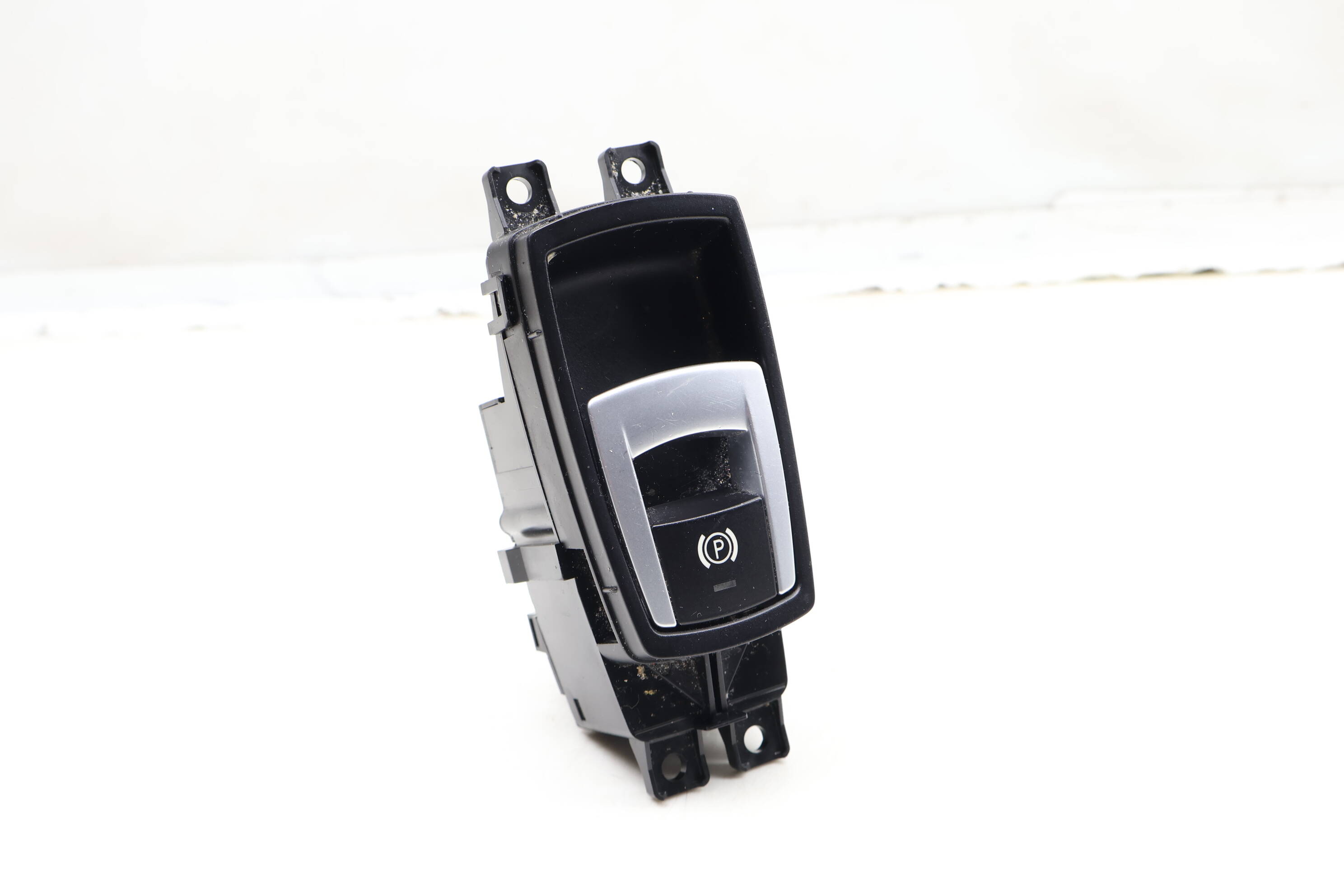 BMW  GO   BMW Parking Brake Switch / Button (Z4) 61319184269