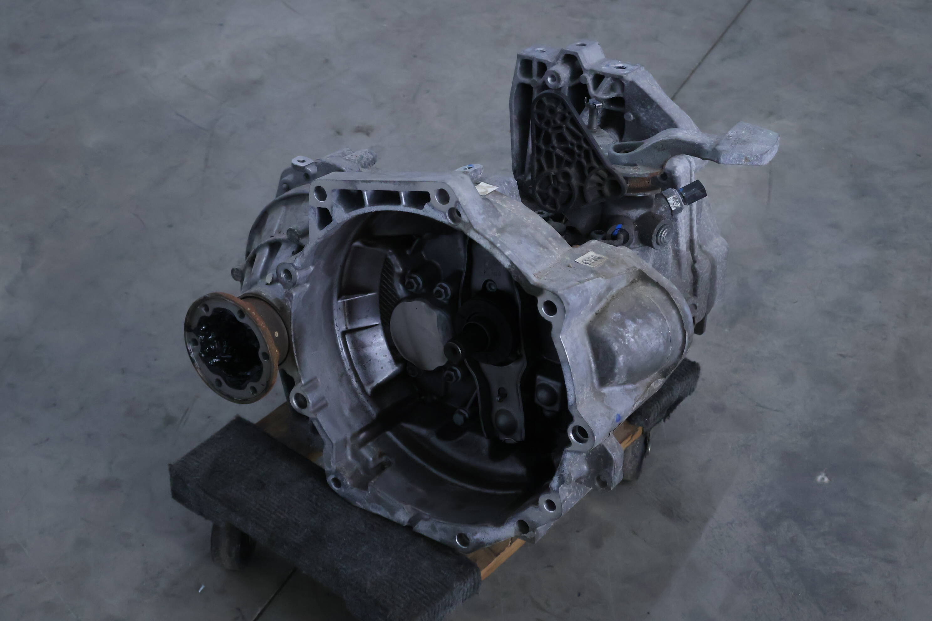 6-Speed Manual Fwd Transmission (Ueb) 02S300054B
