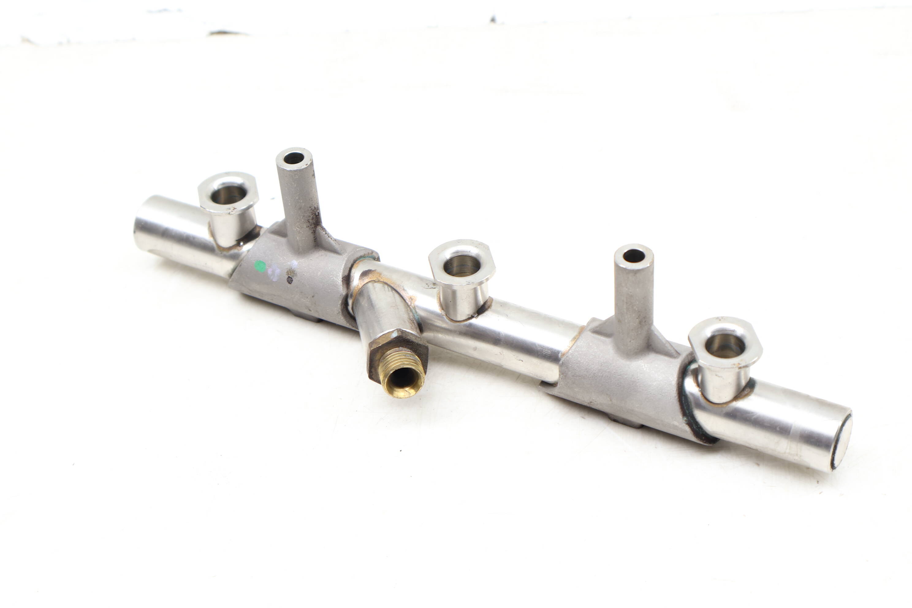 Fuel Rail / Pipe 06E130090AJ