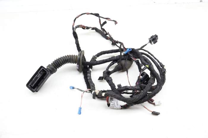 Door Wire / Wiring Harness 61125A085E8 main product photo