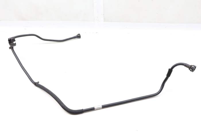 Diesel Exhaust Fluid Vent Line / Breather Tube FPLA5J276BE main product photo