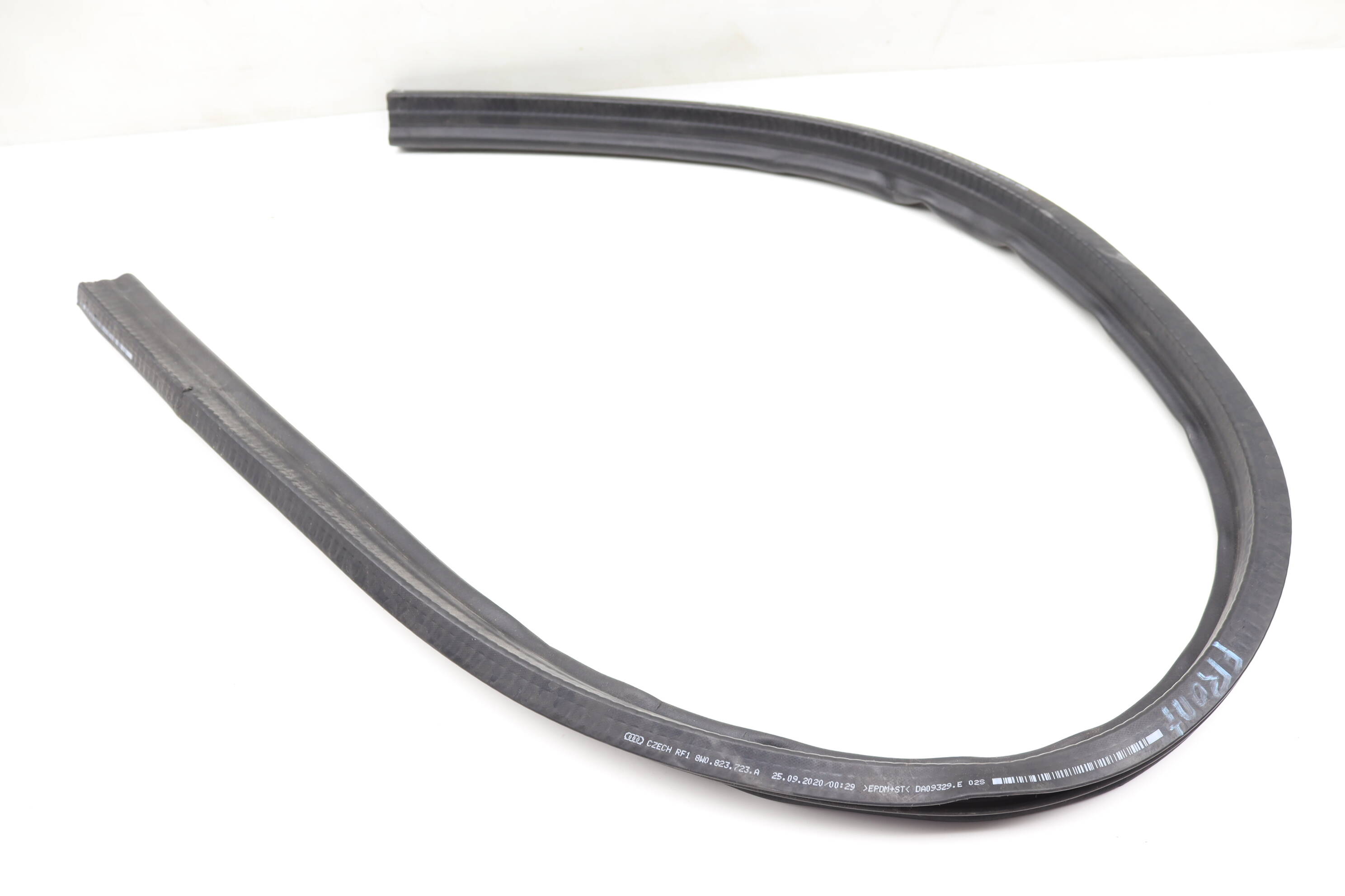 Rain Tray Seal / Hood Weather Stripping 8W0823723A