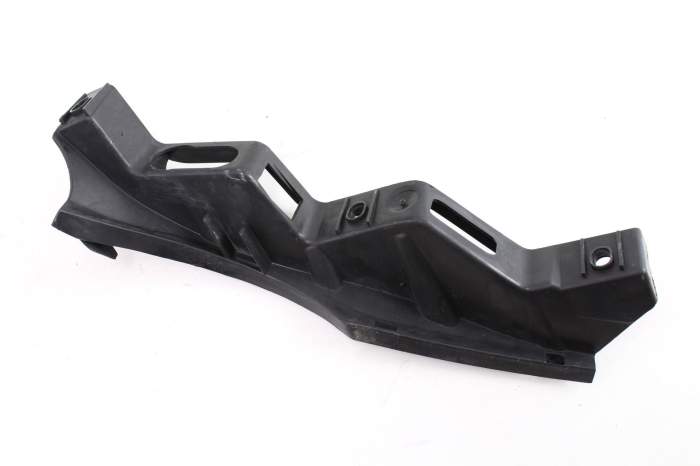 Bumper Guide / Mount Bracket 3C0807890 main product photo