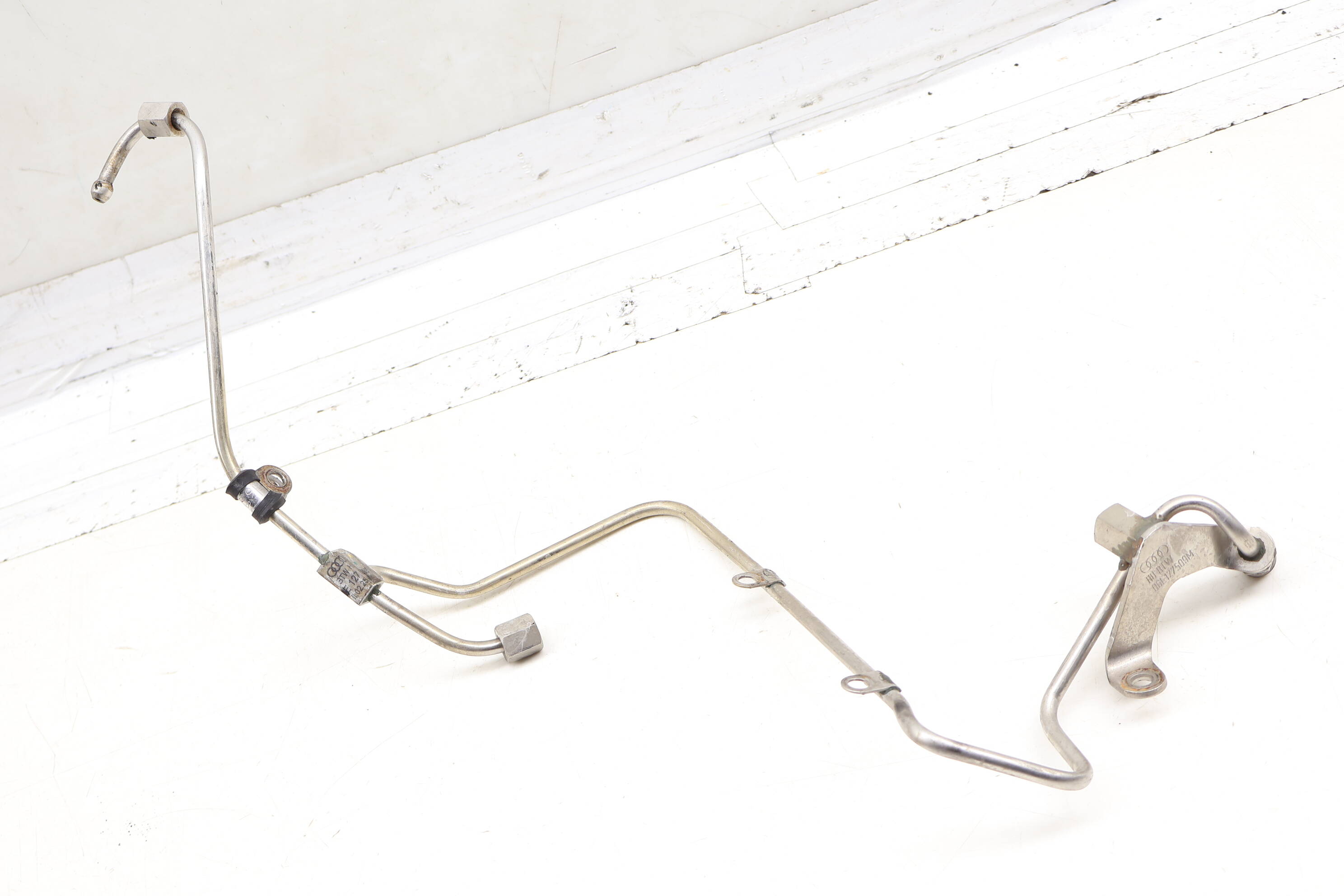 Fuel Rail Line / Pipe 06E127509M