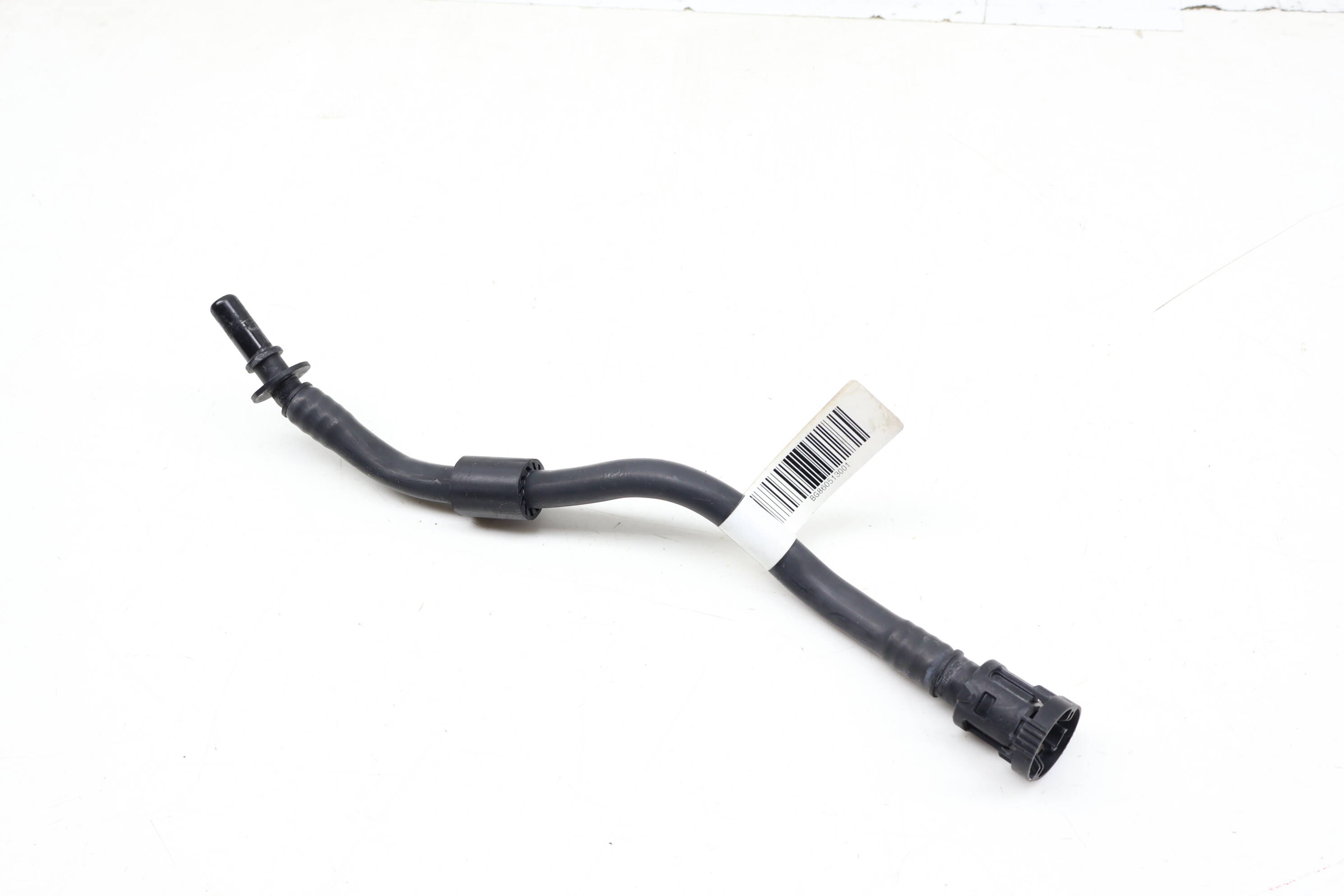 Brake Vacuum Hose / Line 11668605130