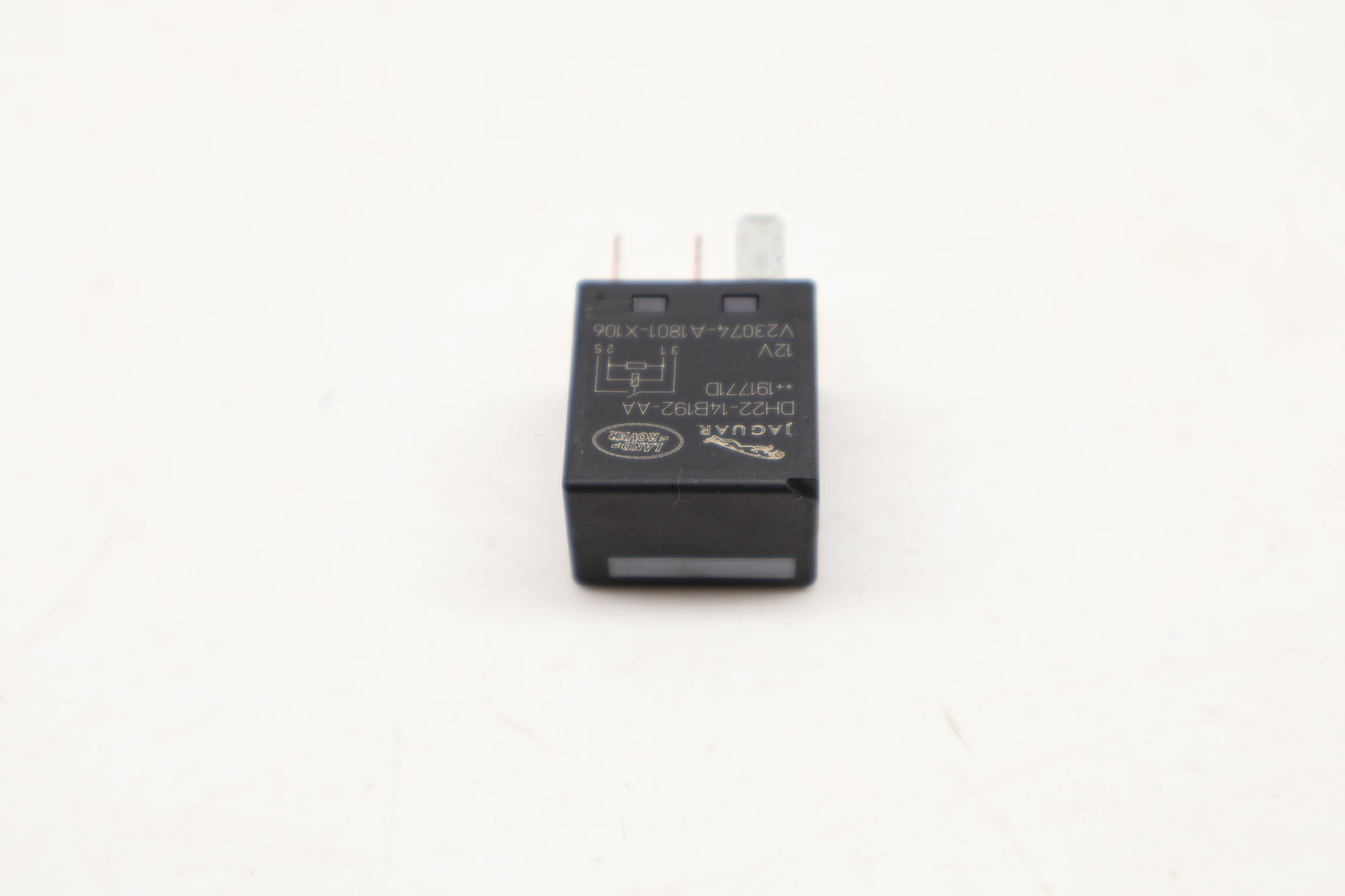 Relay (4-Pin) DH2214B192AA