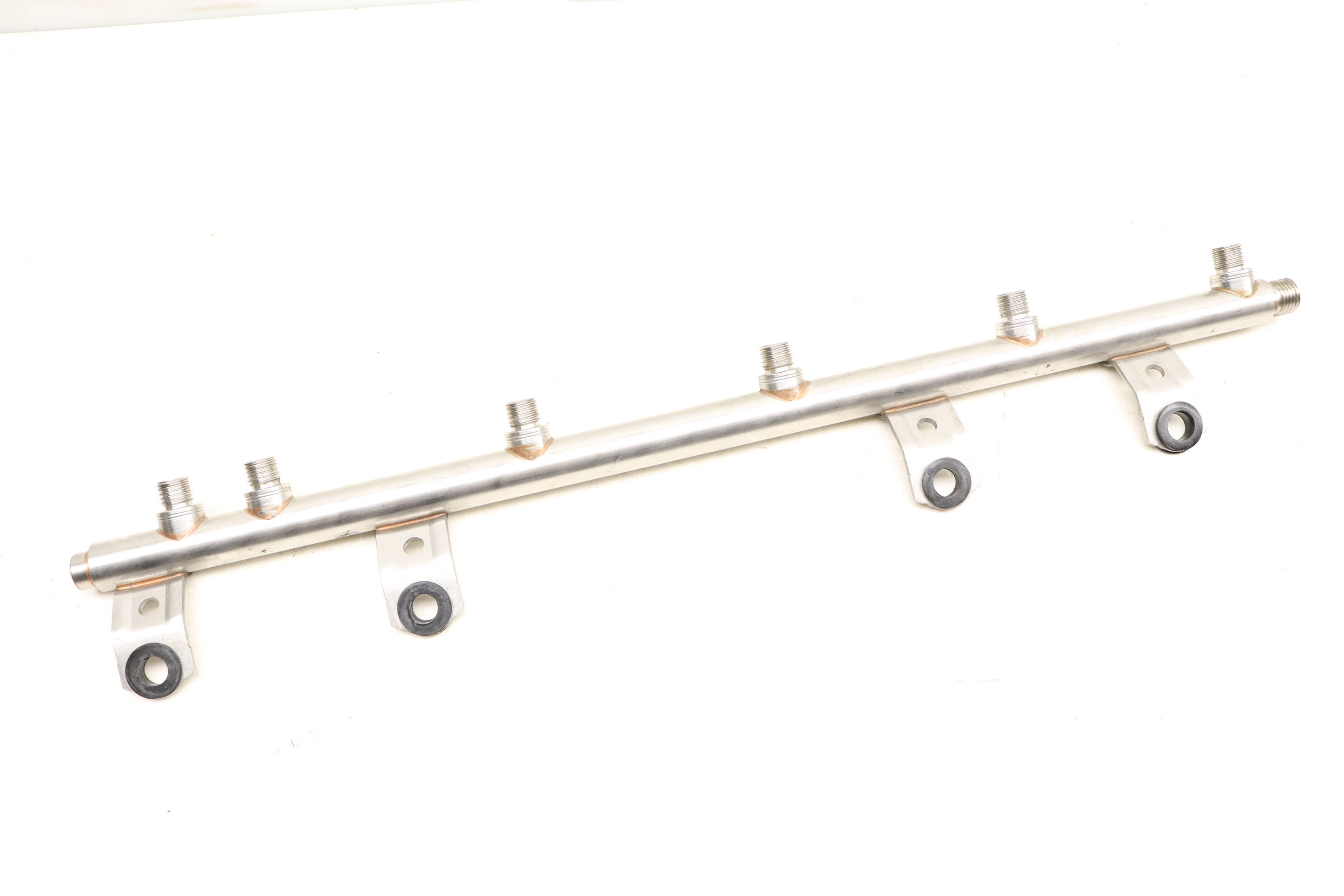 Fuel&#x20;Rail&#x20;13537628049