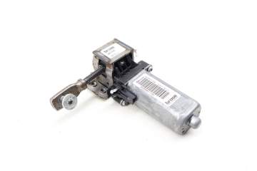 Front Tilt / Rake Seat Motor W/ Transmission 7L0959762A 95562432400 Front Tilt / Rake Seat Motor W/ Transmission 7L0959762A 95562432400