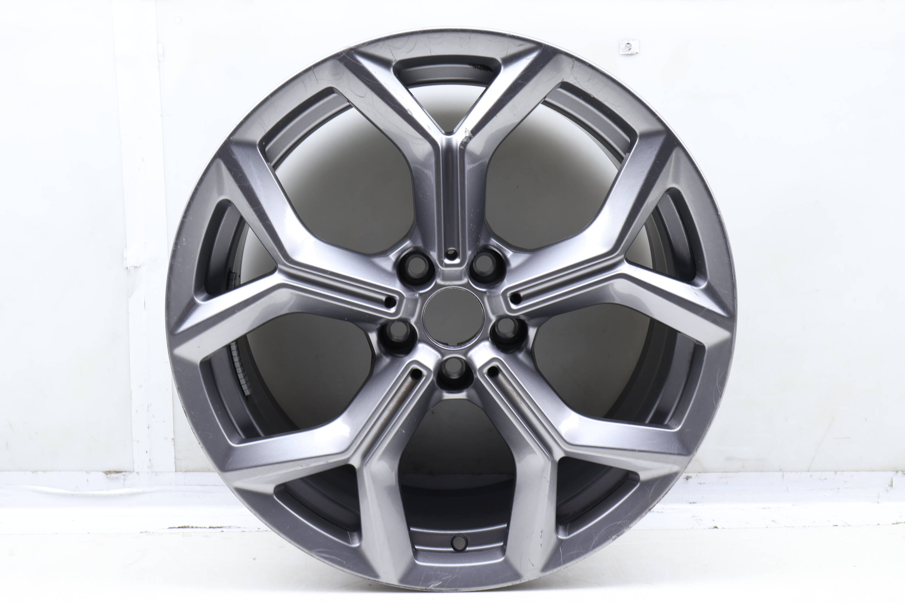 19" Inch Alloy Rim / Wheel 36116877327