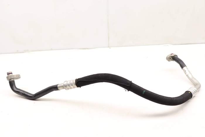 Lower High Pressure Ac Hose / Line / Pipe 4H0260701M main product photo