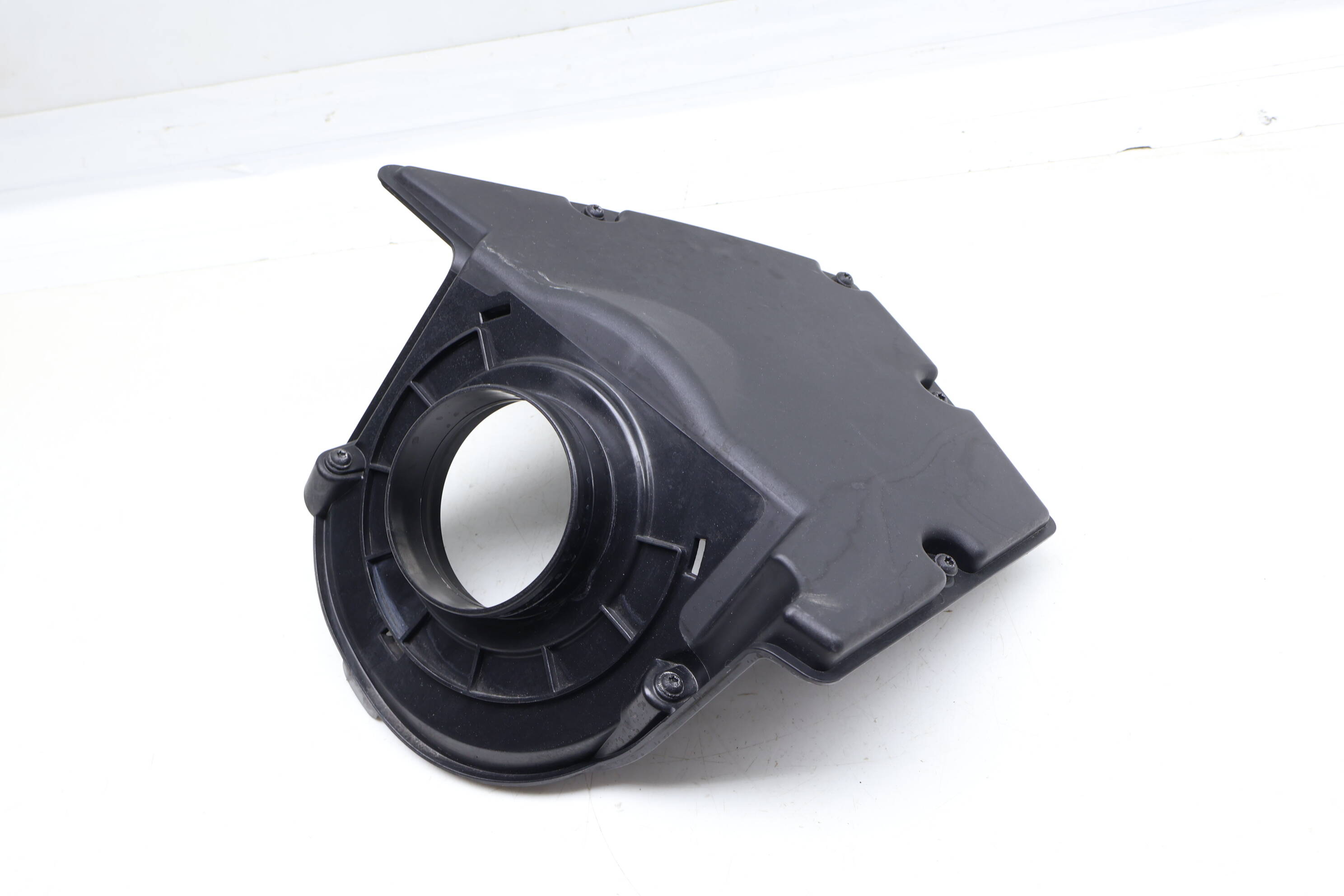 Engine Air Filter Box (Upper Half) 8W0133837AB