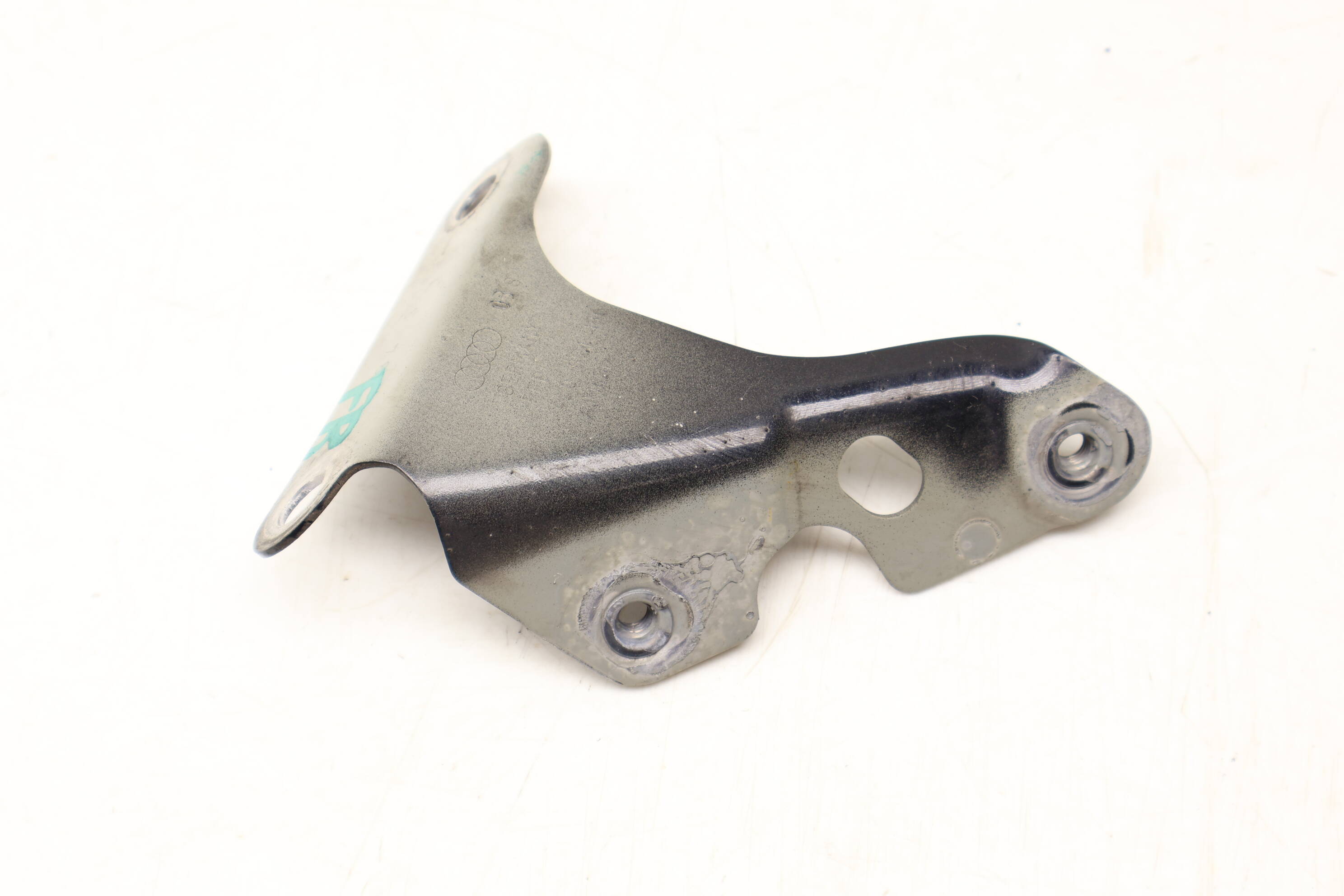 Fender Support Bracket 4L0821136