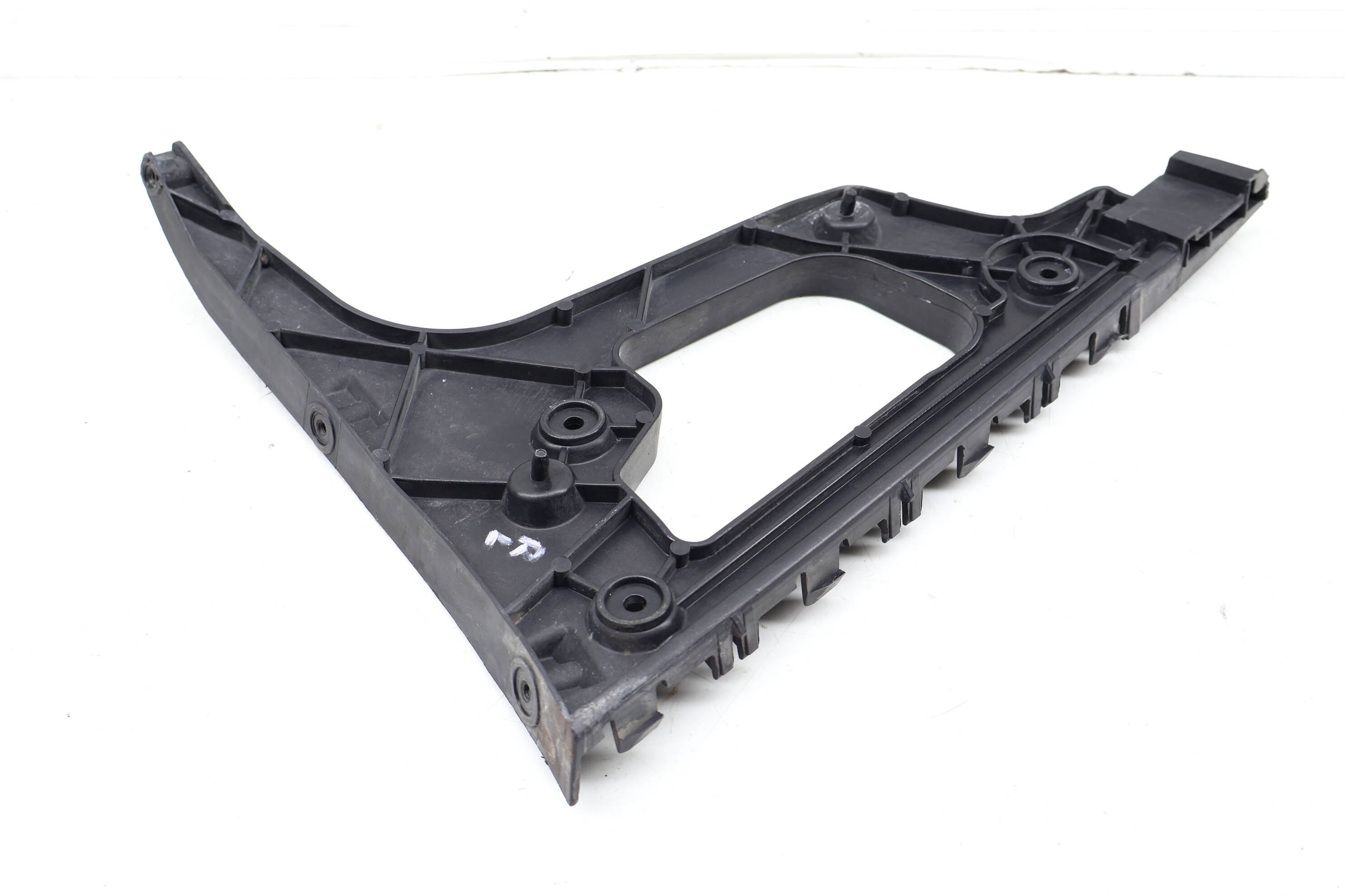 Bumper Guide / Bracket 8T0807453