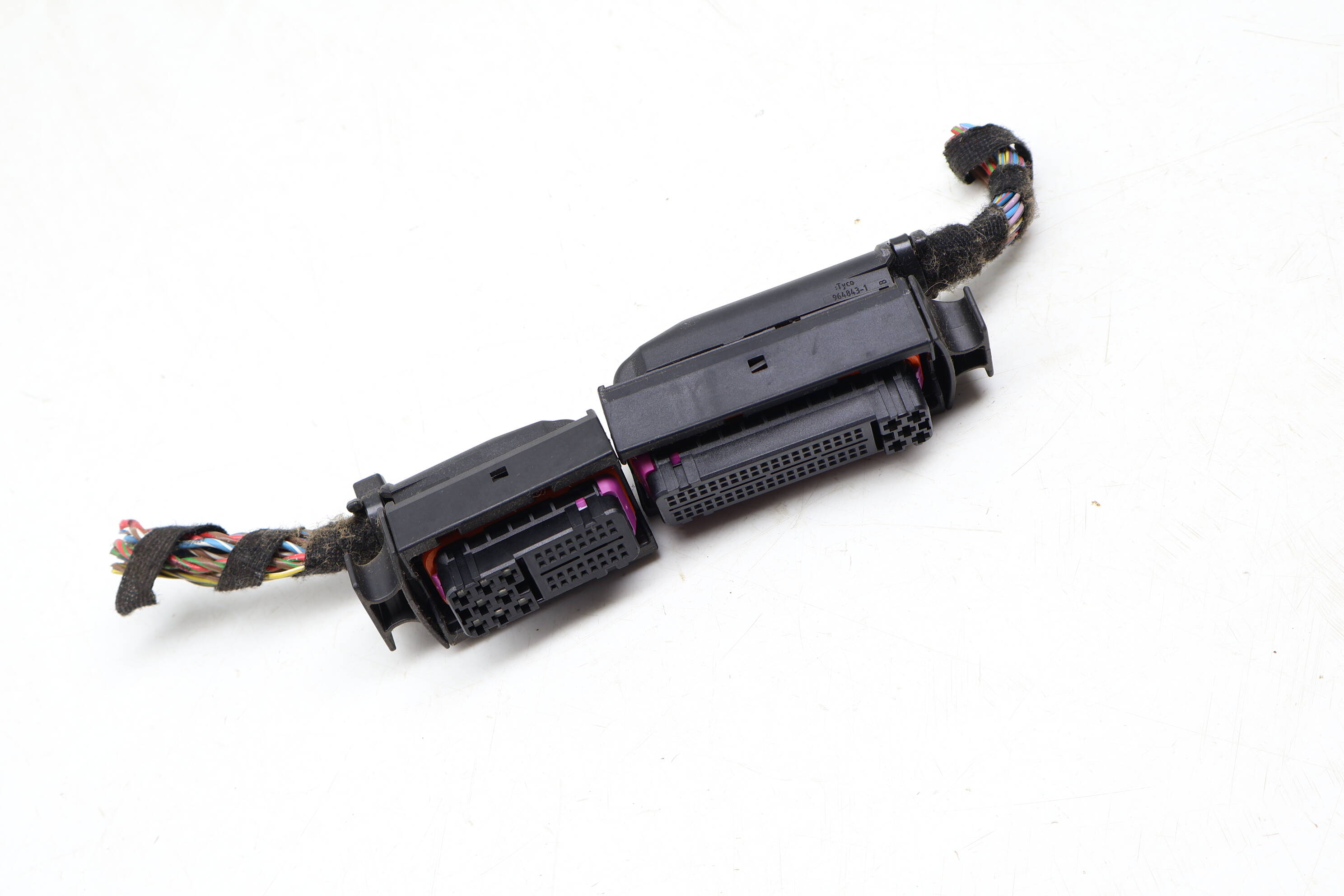 Air Suspension Leveling Module Wiring Harness Connector