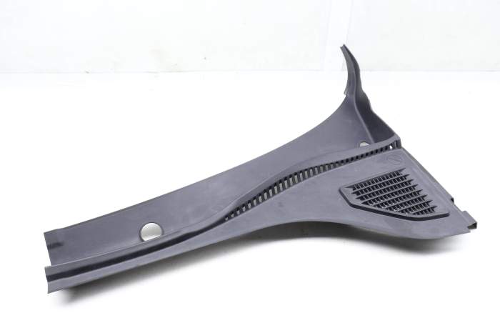 Rain Tray / Water Deflector 561819403B main product photo