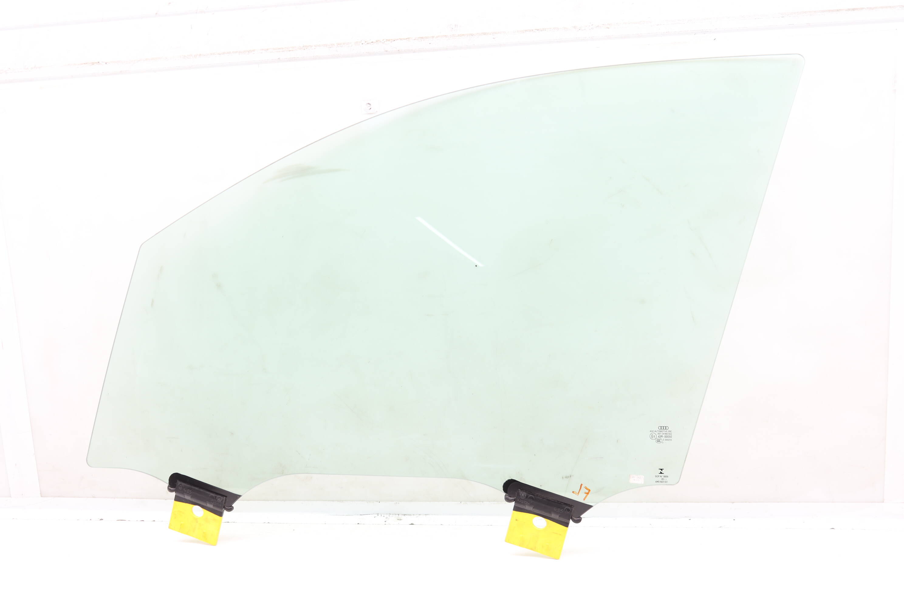 Door Window Glass 4M0845021