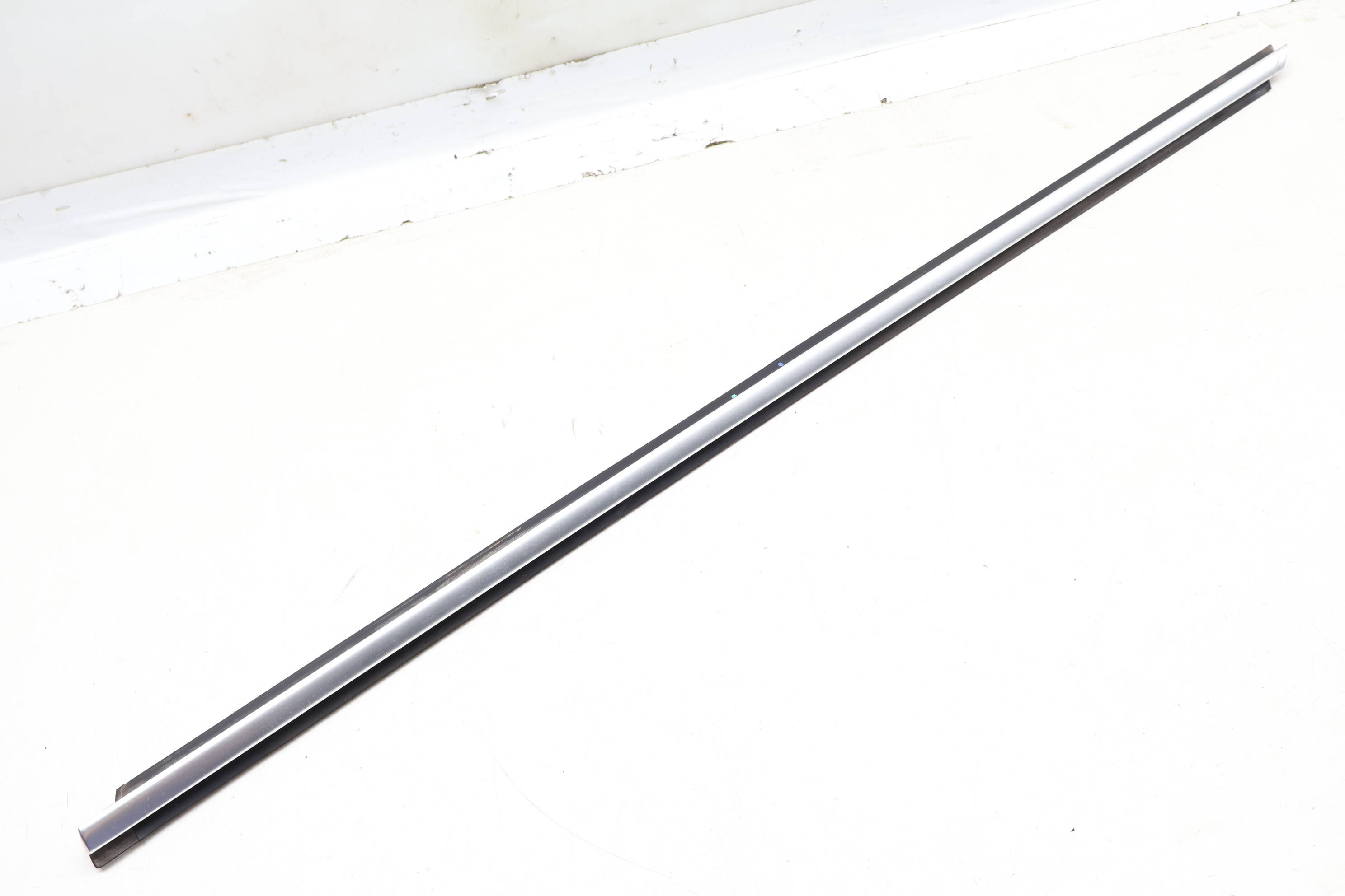 Exterior&#x20;Door&#x20;Channel&#x20;Molding&#x20;&#x2F;&#x20;Seal&#x20;51357310203