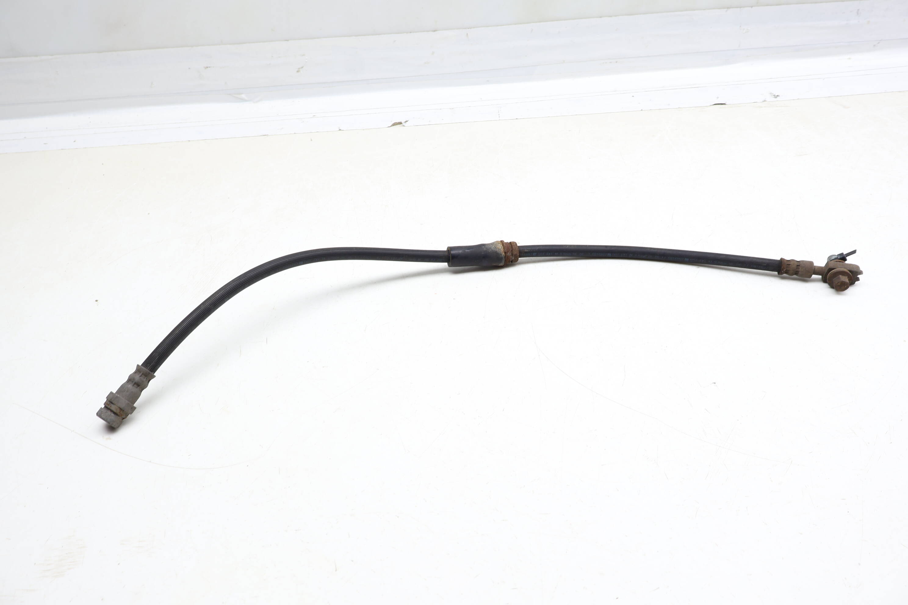 Brake Hose / Line 5C0611701A