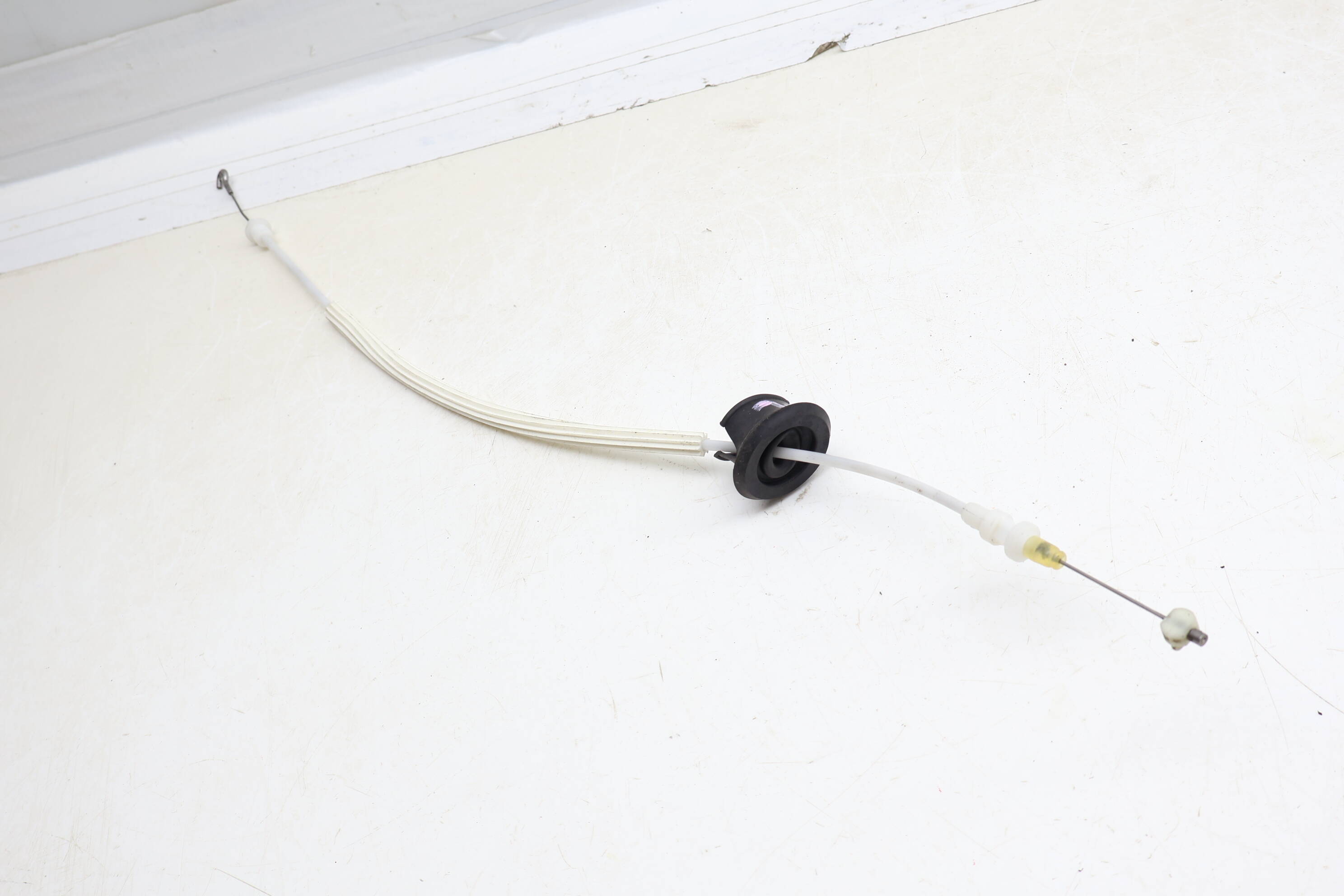 Interior Door Handle Release / Bowden Cable 4L0837085B