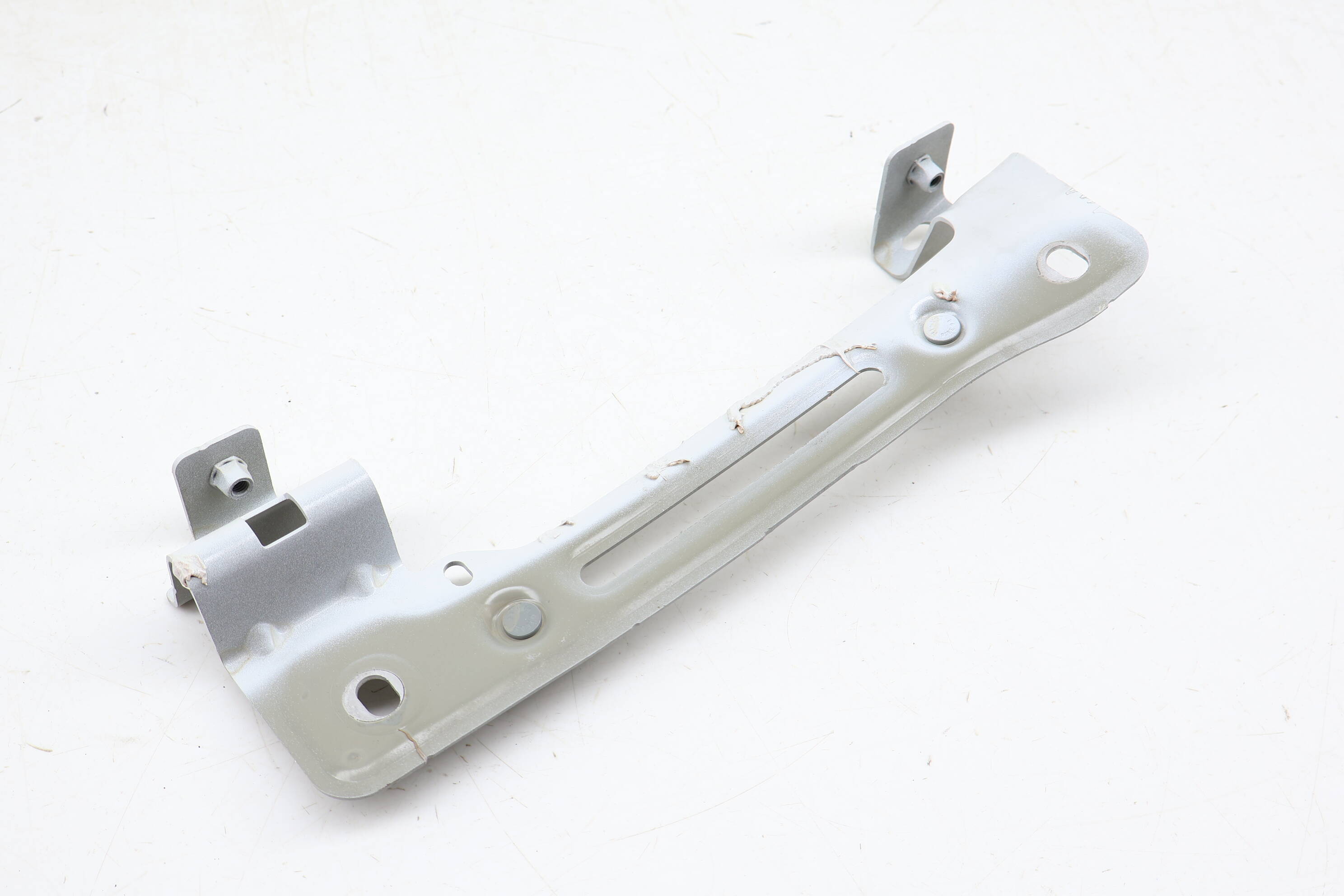 Fender Mount Bracket 4M0821431