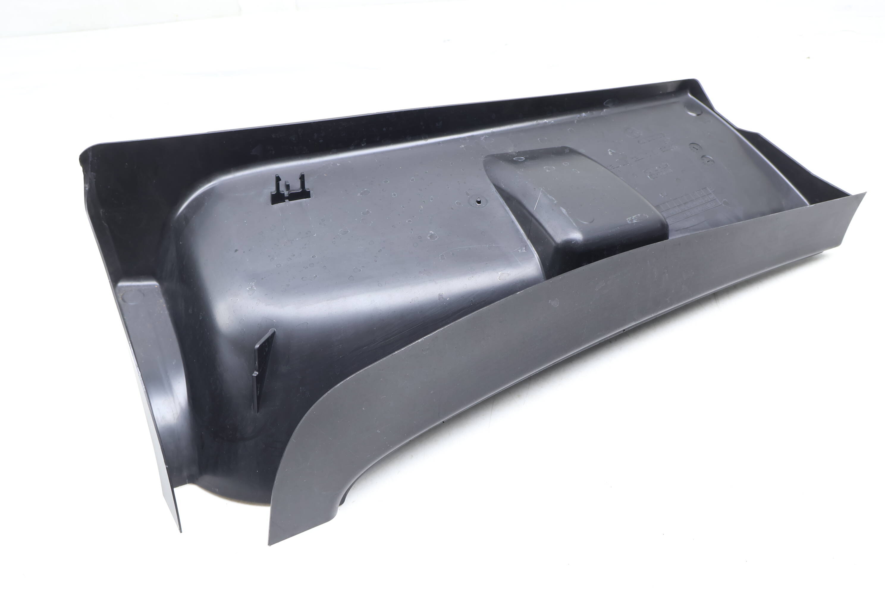 Cabin Air Intake Duct / Screen Cover 3CN815159