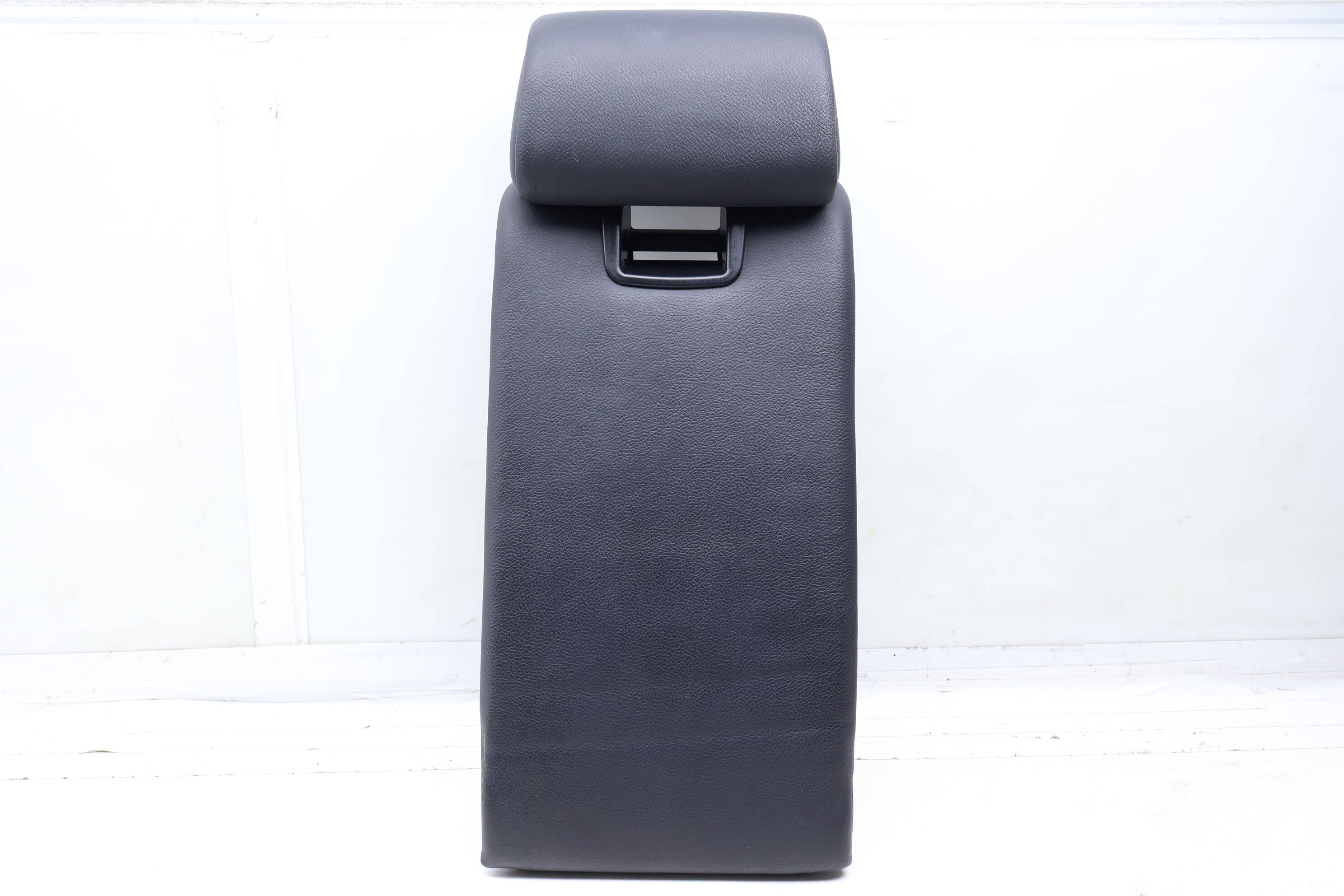 Center Armrest / Arm Rest 52207171146