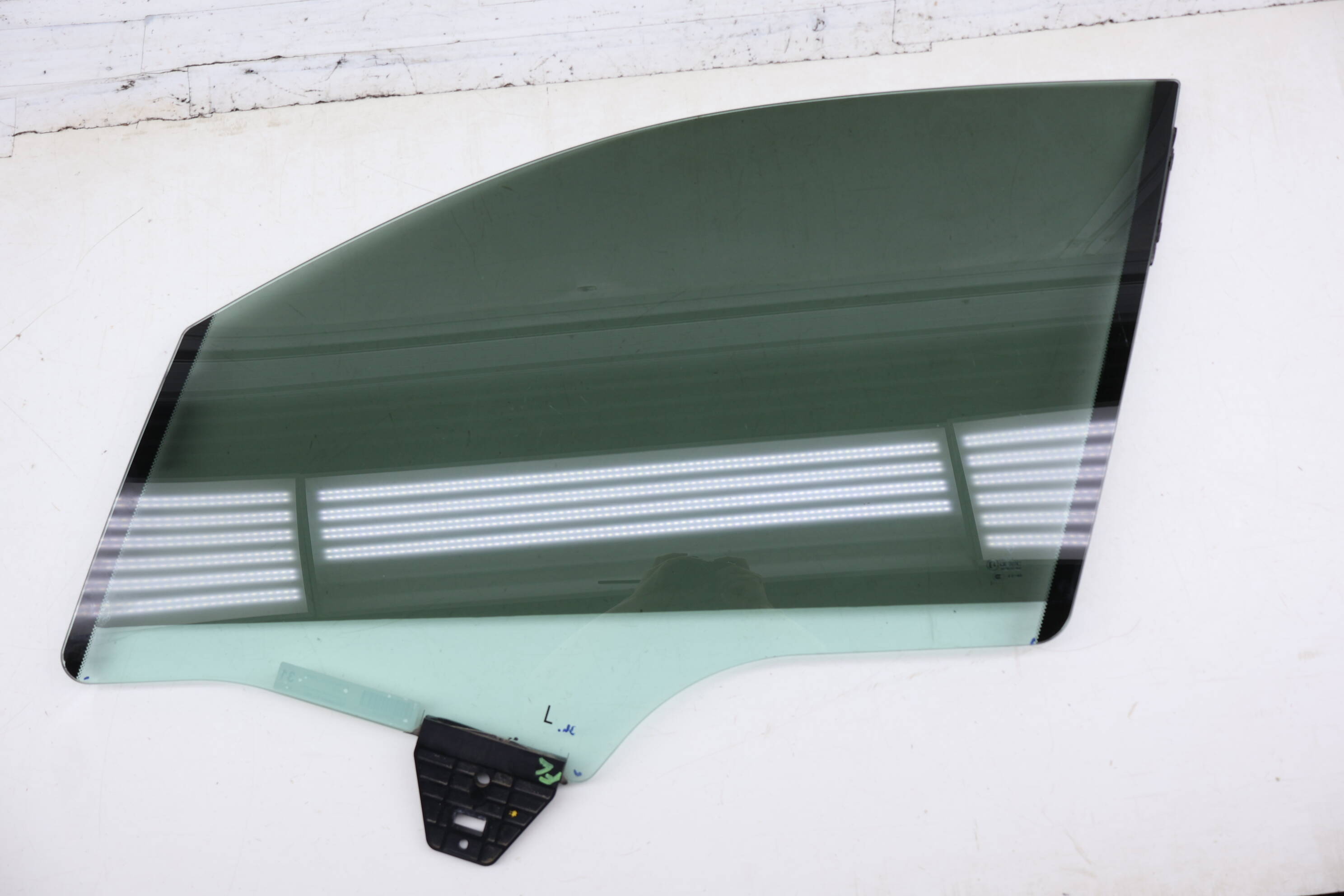 Door Window Glass 97054251103