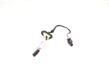 Center Third Brake Light Wiring Harness / Connector 8X0971170
