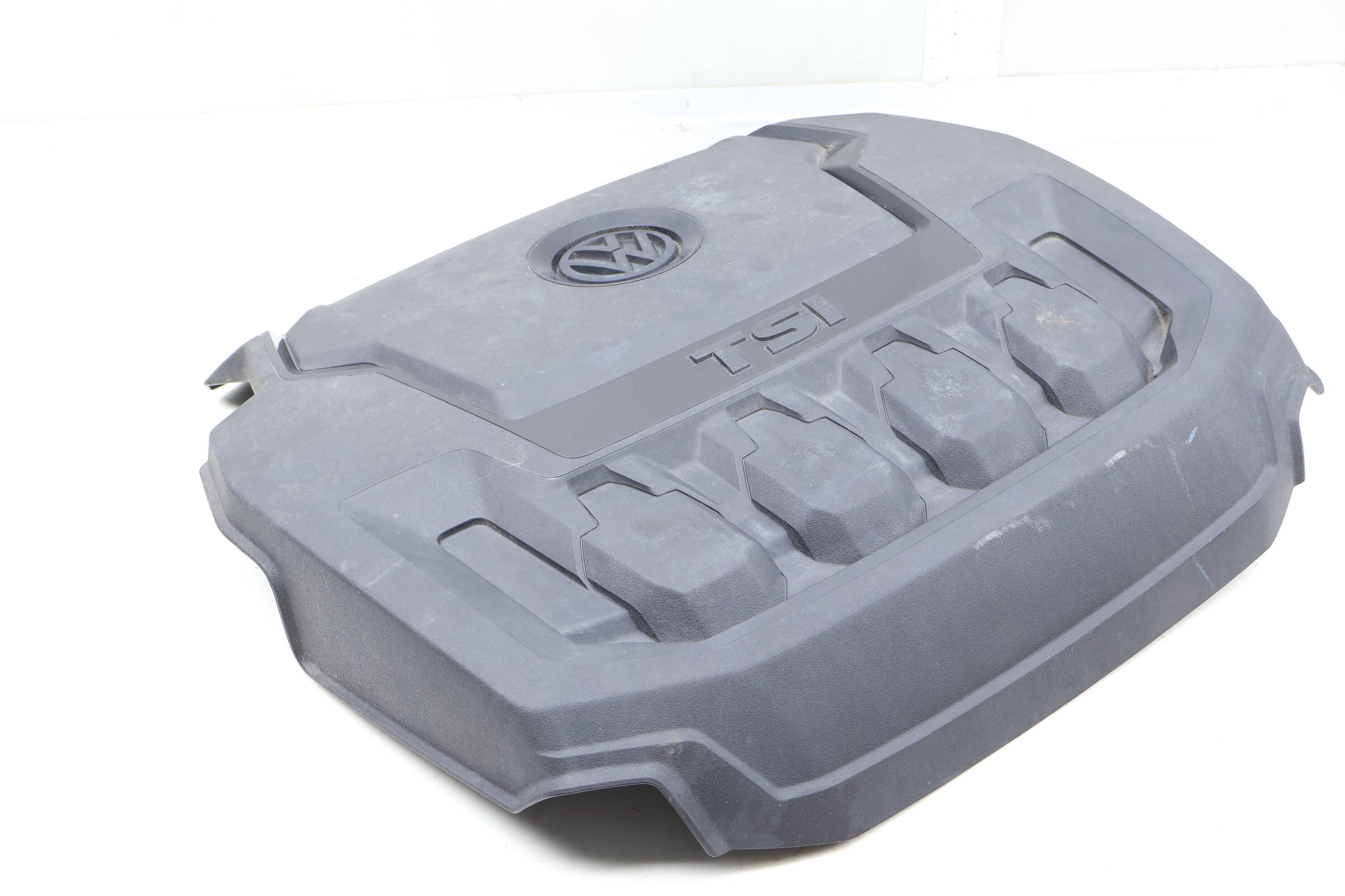 Engine Cover 06K103925CL