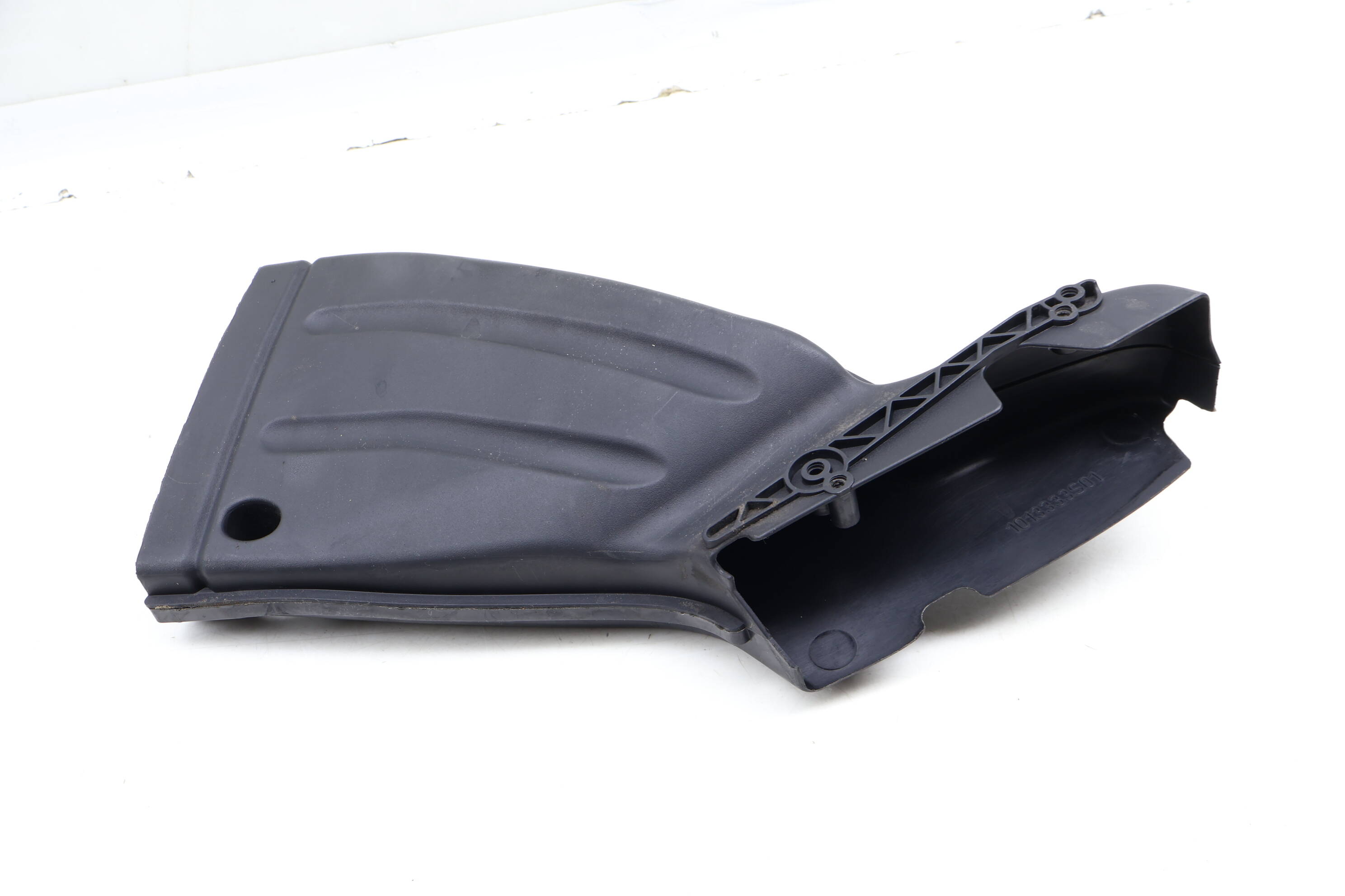 Air Intake Duct 8E0129618H