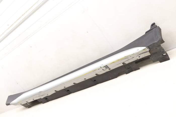 Side Skirt / Rocker Panel 51777332328 main product photo