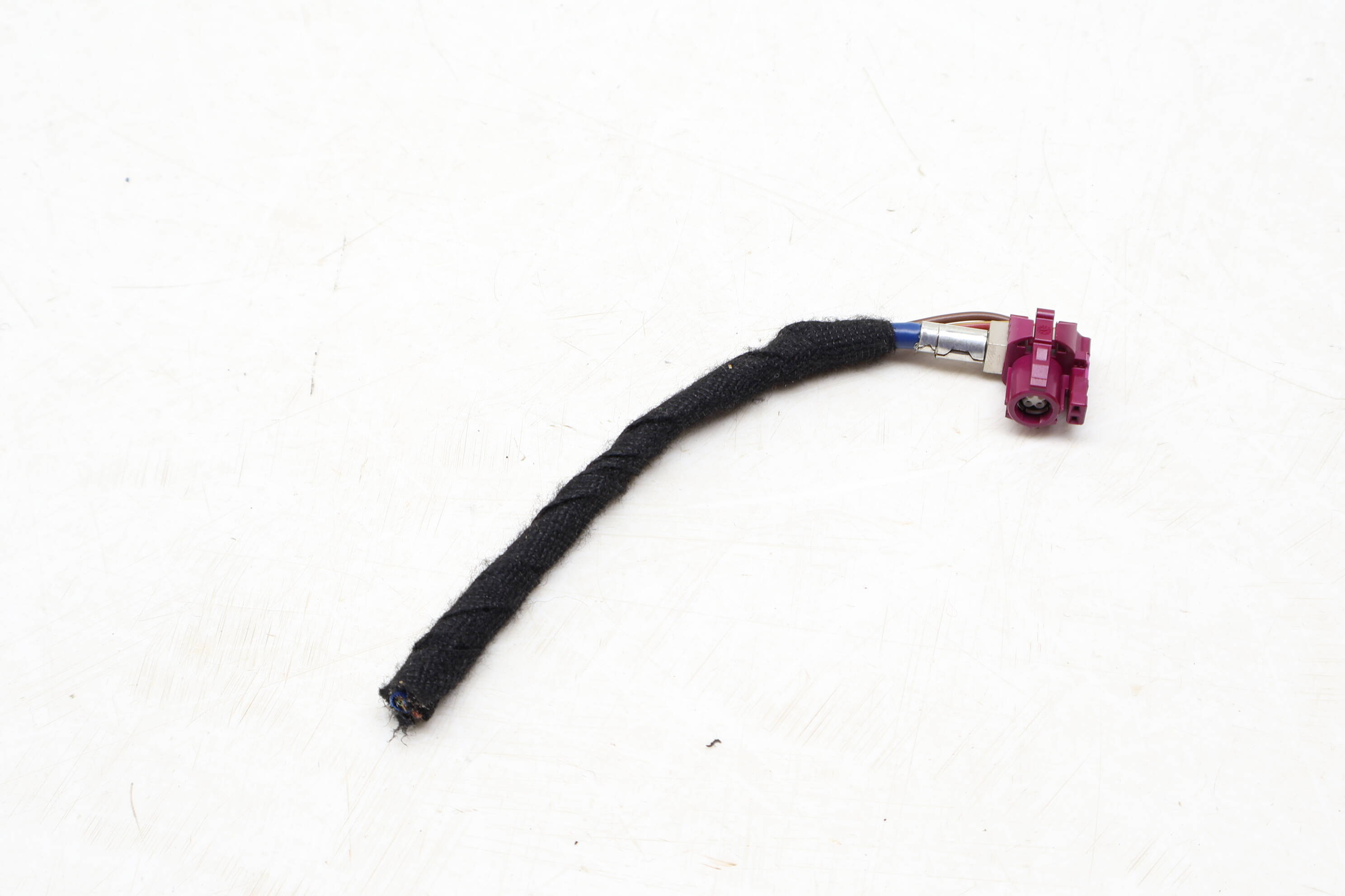 Head / Heads Up Display / Hud Wiring Connector / Pigtail