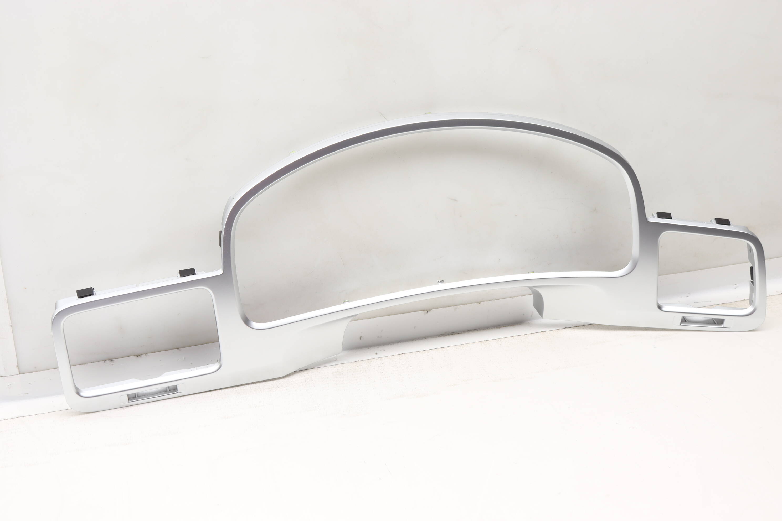 Instrument Cluster Trim / Dash Bezel 7P1857189B