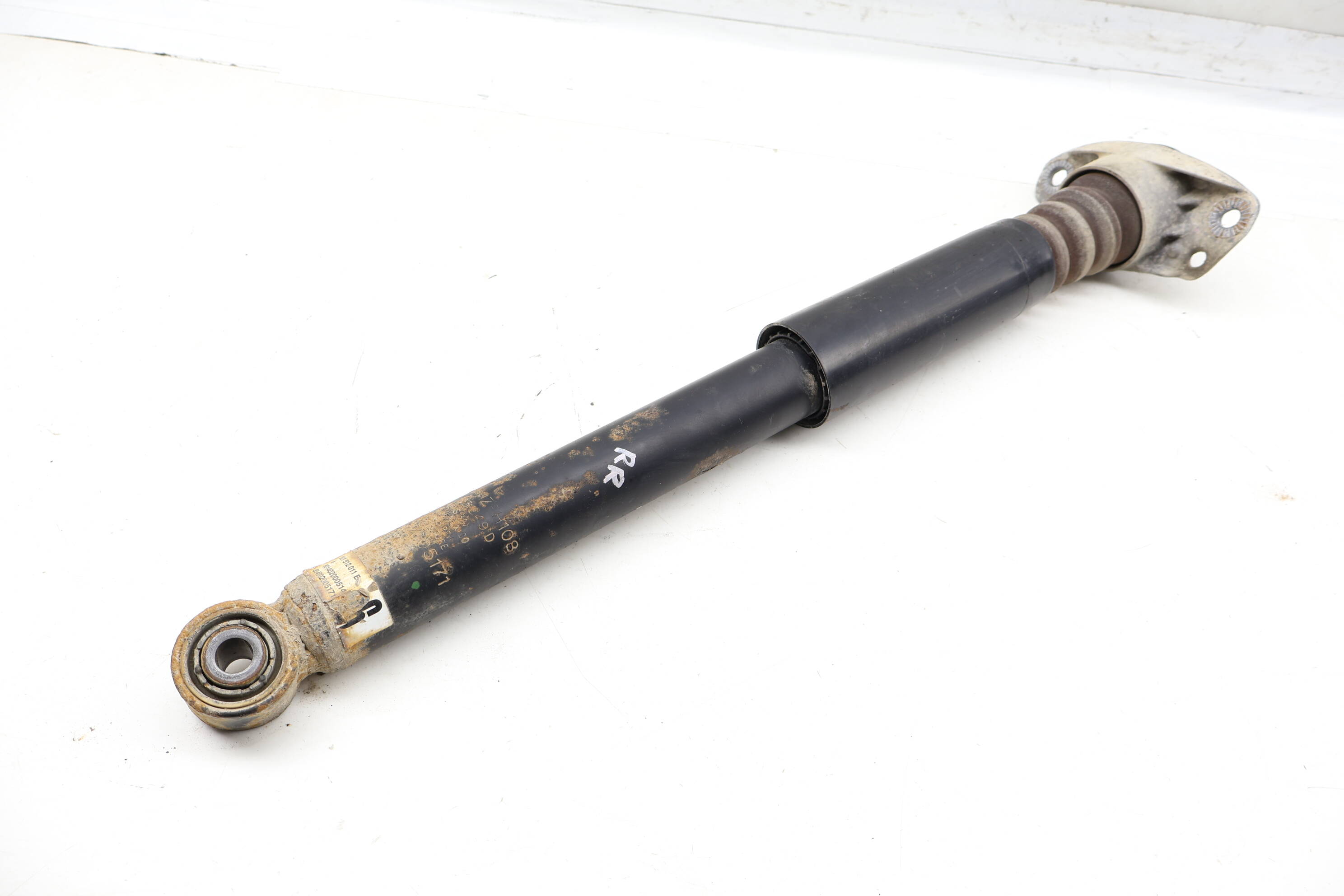 Strut / Shock Absorber 561513049D