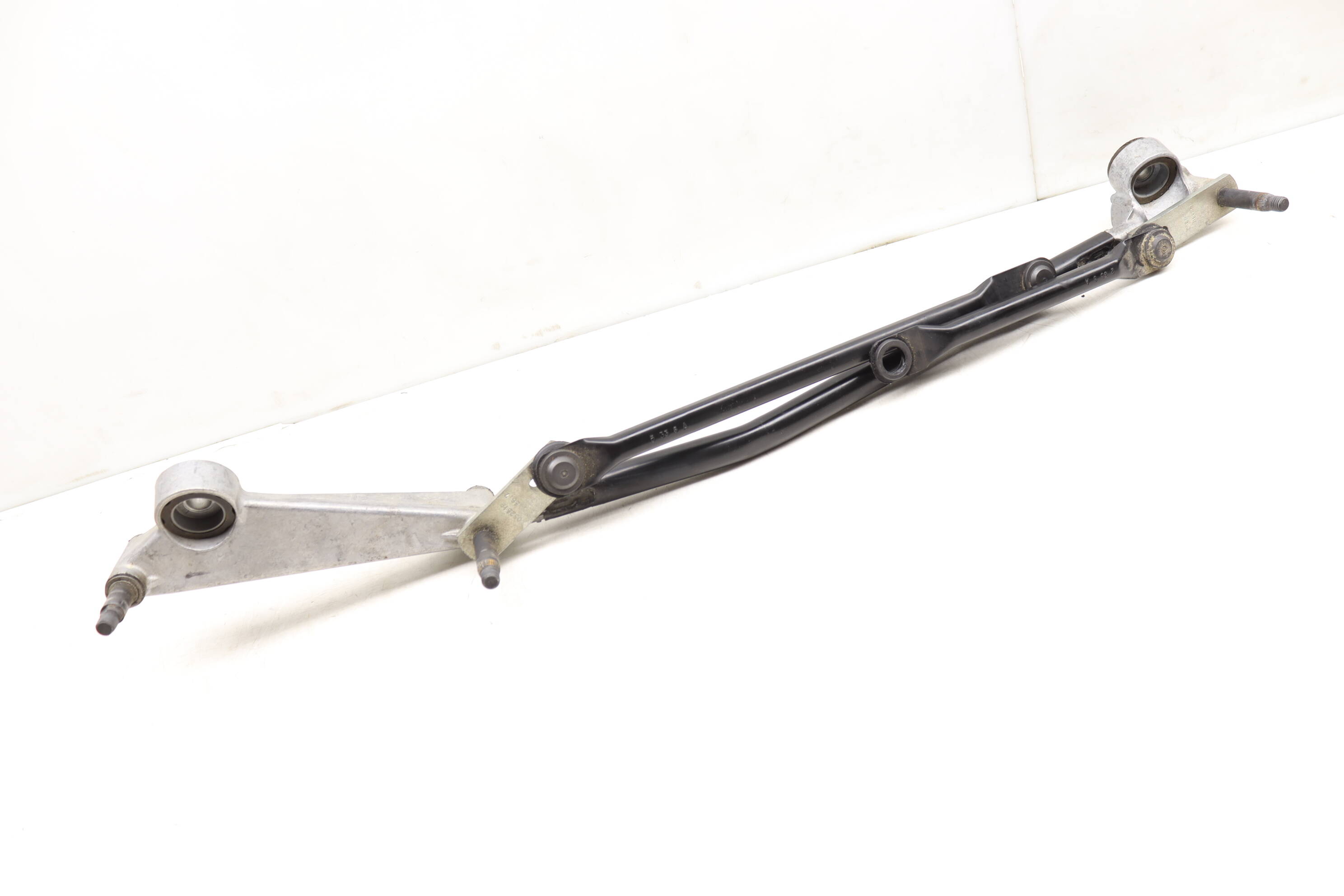 Windshield Wiper Transmission / Bracket 1768200040