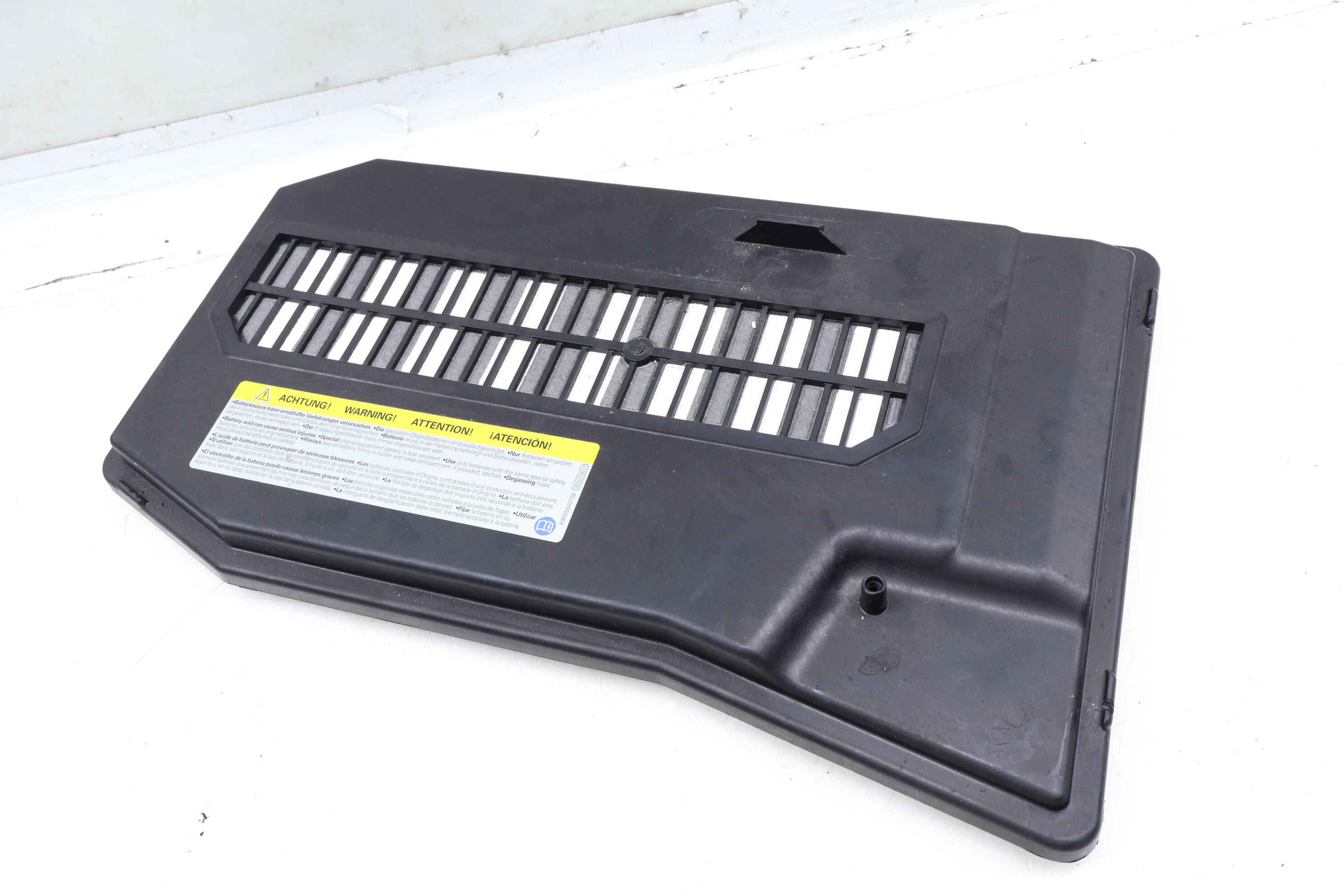 Battery Cover 7L0864643B 95550415200