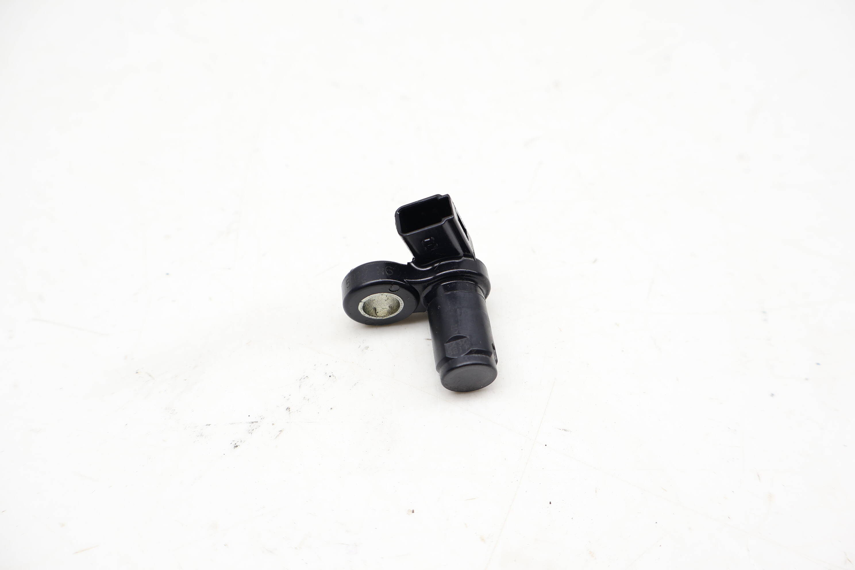 Transmission Speed Sensor / Vss (G182) 0C8927321 95860632100