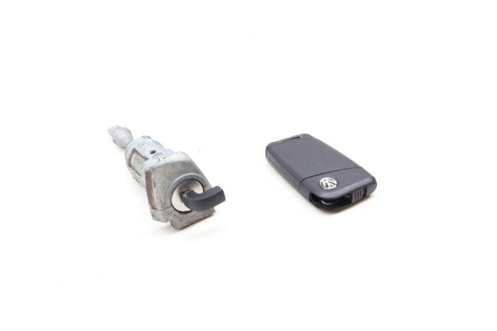 Lock Switch / Cylinder Set W/ Key 3CN800375A main product photo