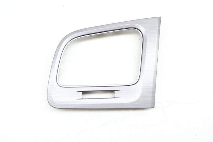 Dash Air Vent Trim / Bezel 5GM819703 main product photo