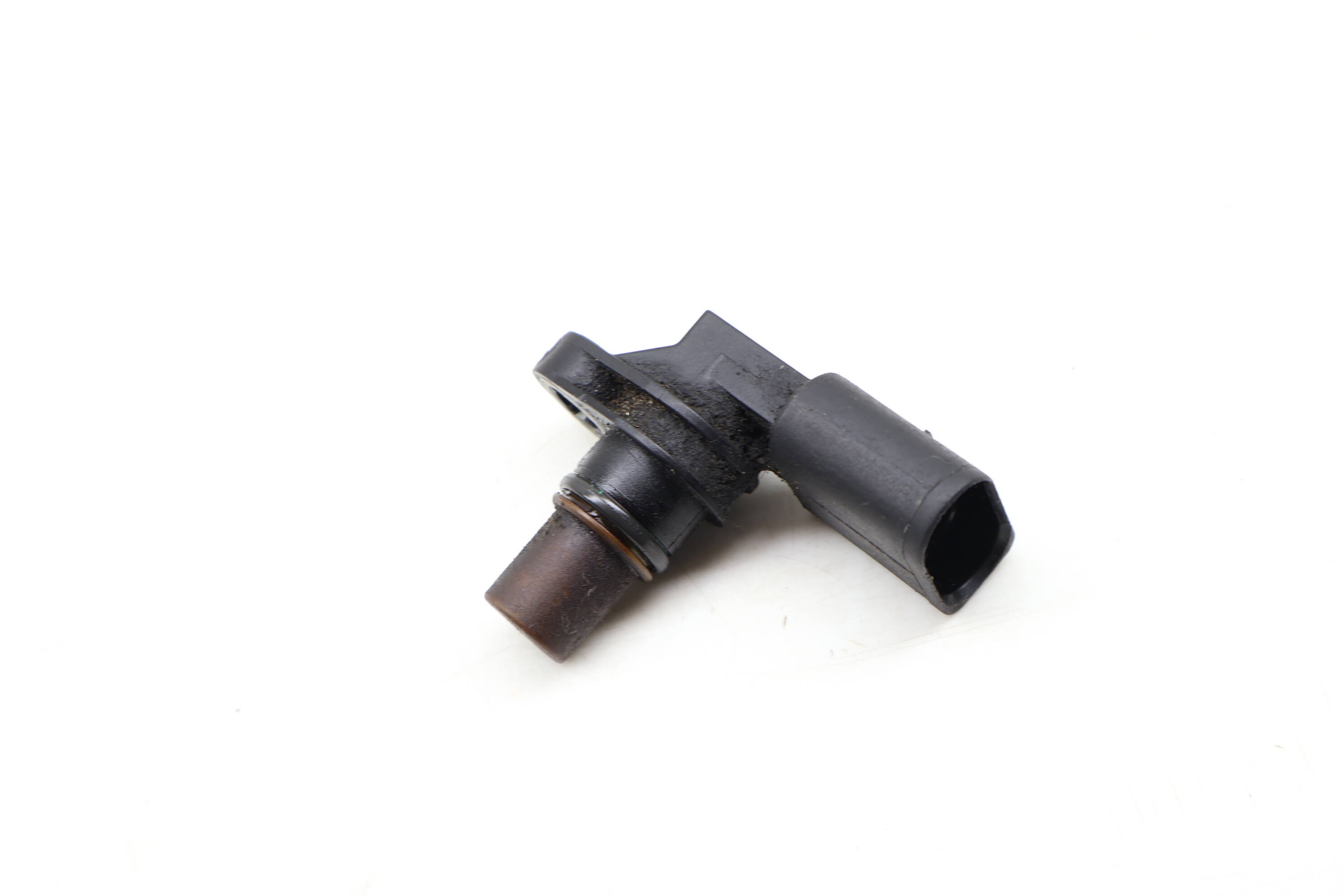 Cam / Camshaft Position Sensor 06E905163