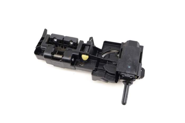 Interior Door Handle Bracket 51227301758 main product photo